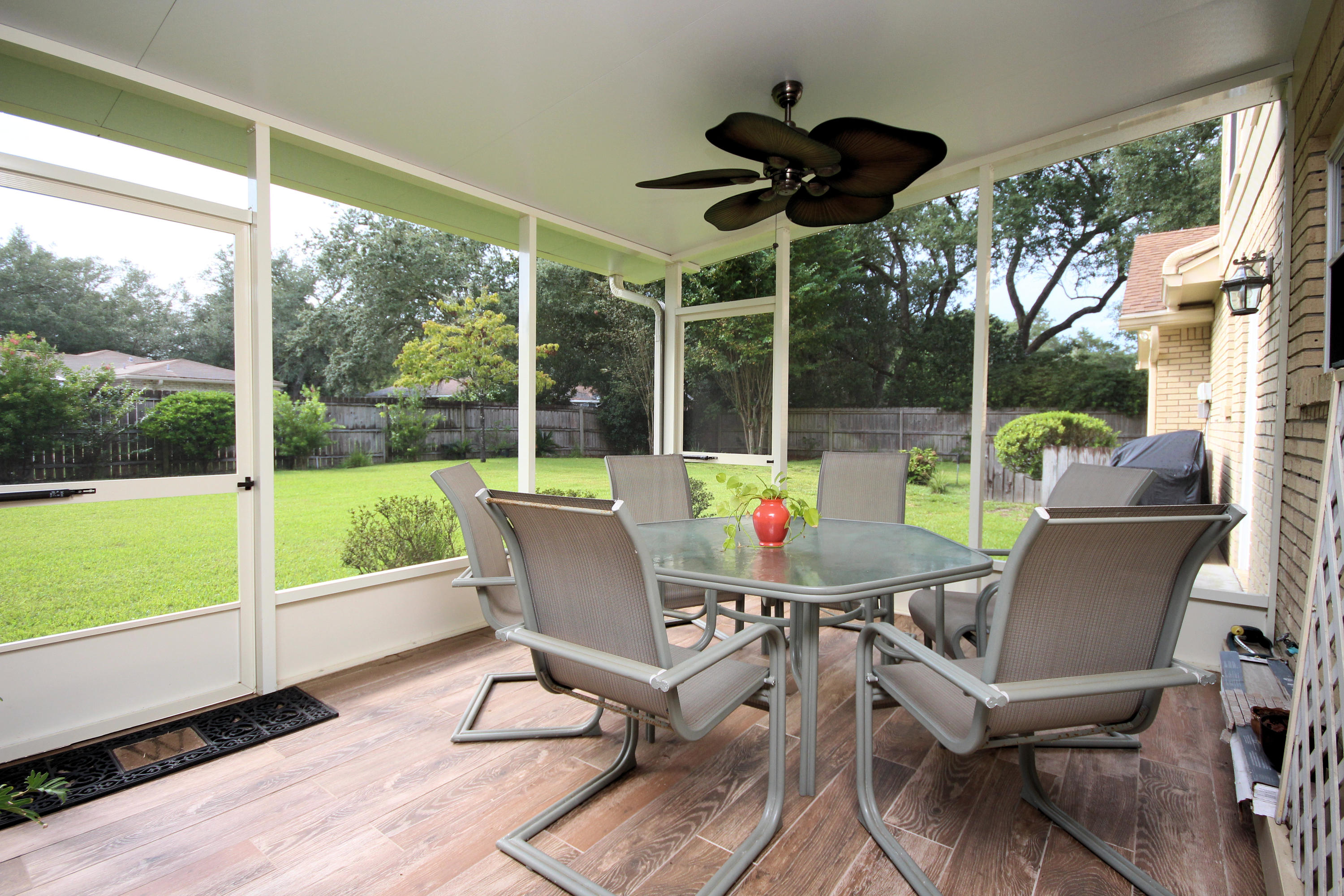 LAKE LORRAINE ESTATES 2 - Residential