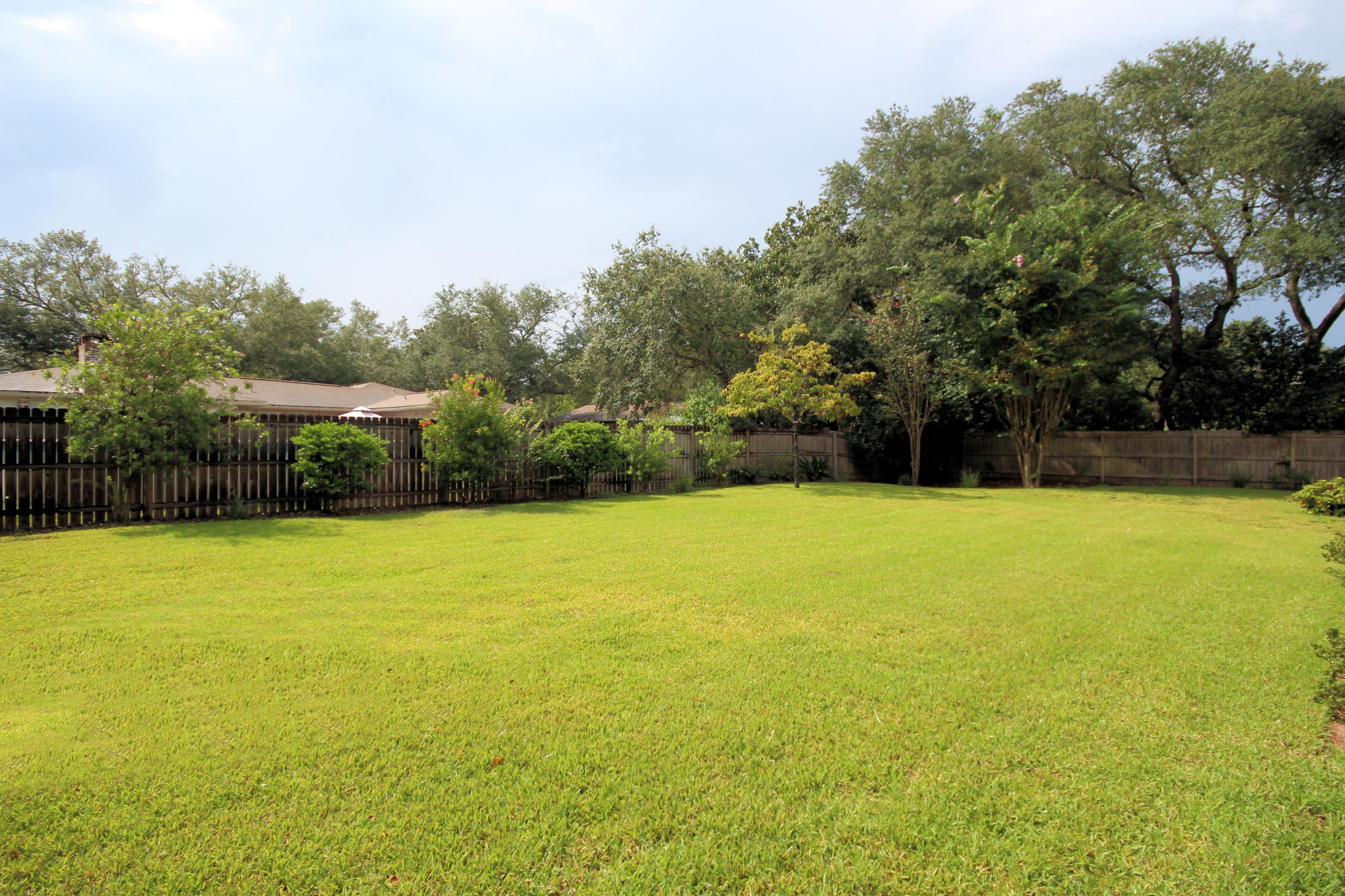 LAKE LORRAINE ESTATES 2 - Residential