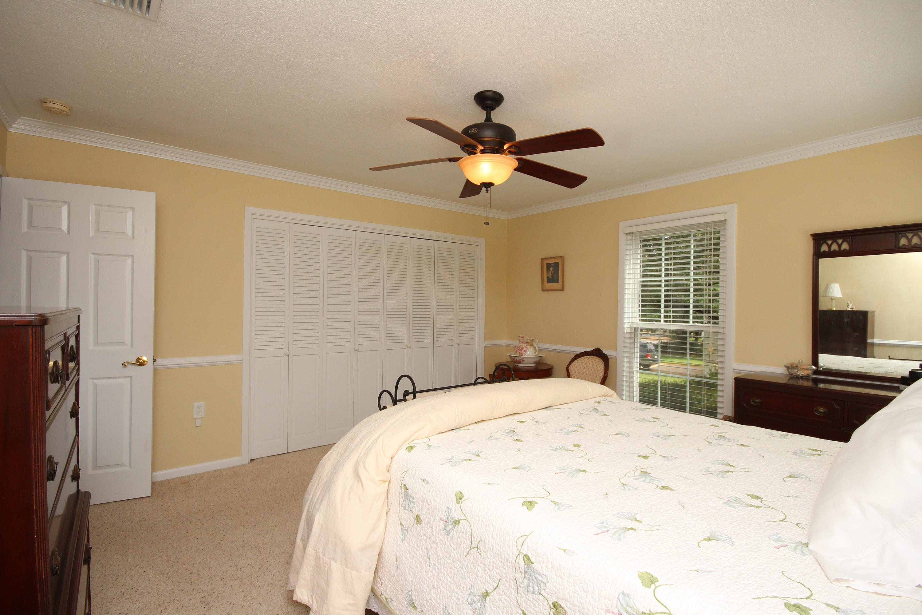 LAKE LORRAINE ESTATES 2 - Residential