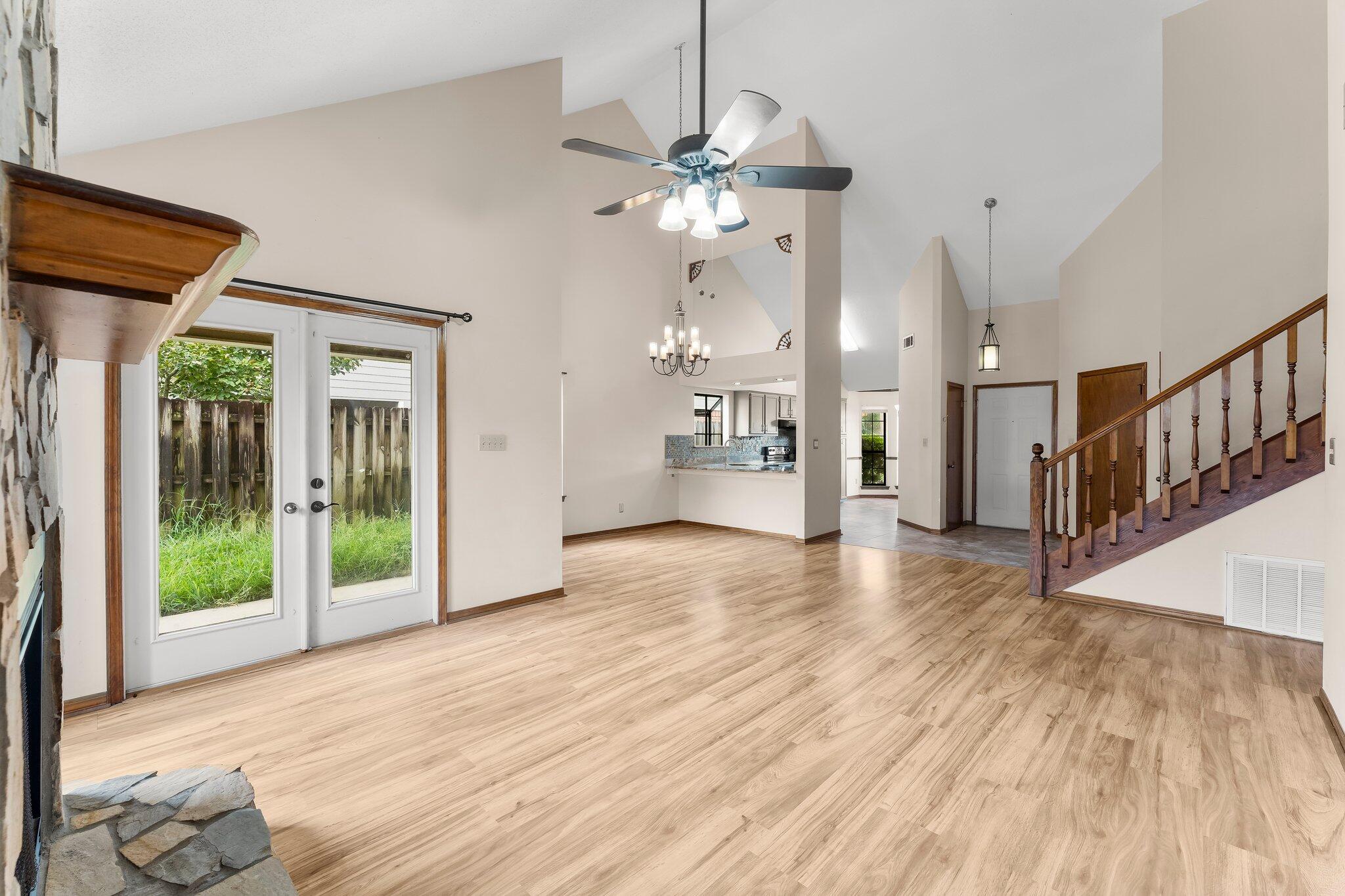 WOODLAND PARK ESTATES - Residential