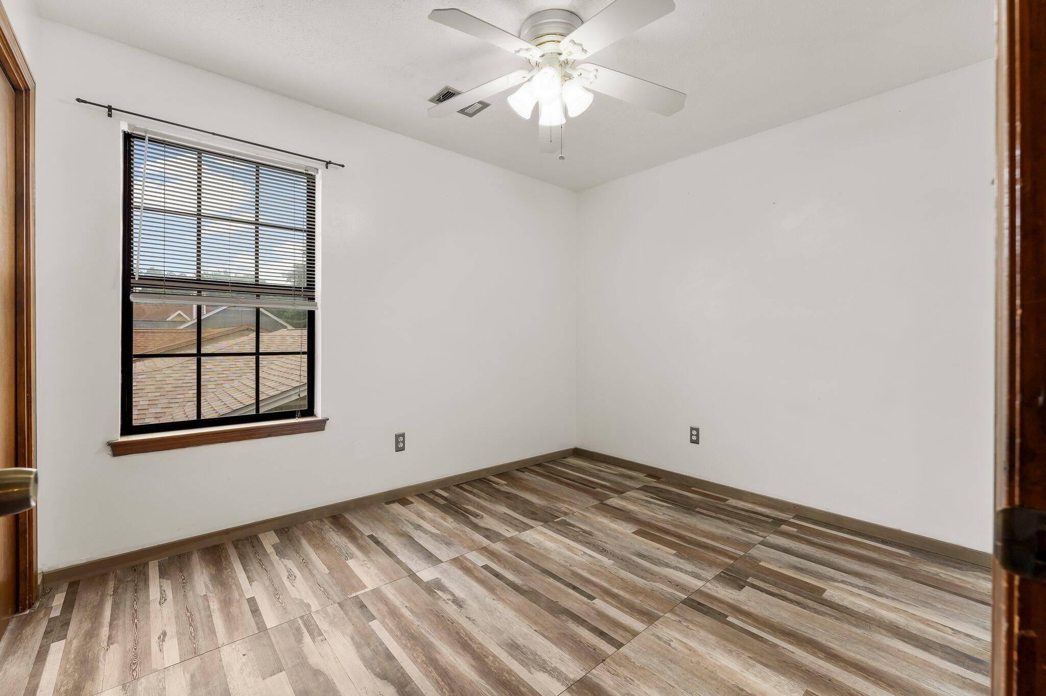 WOODLAND PARK ESTATES - Residential
