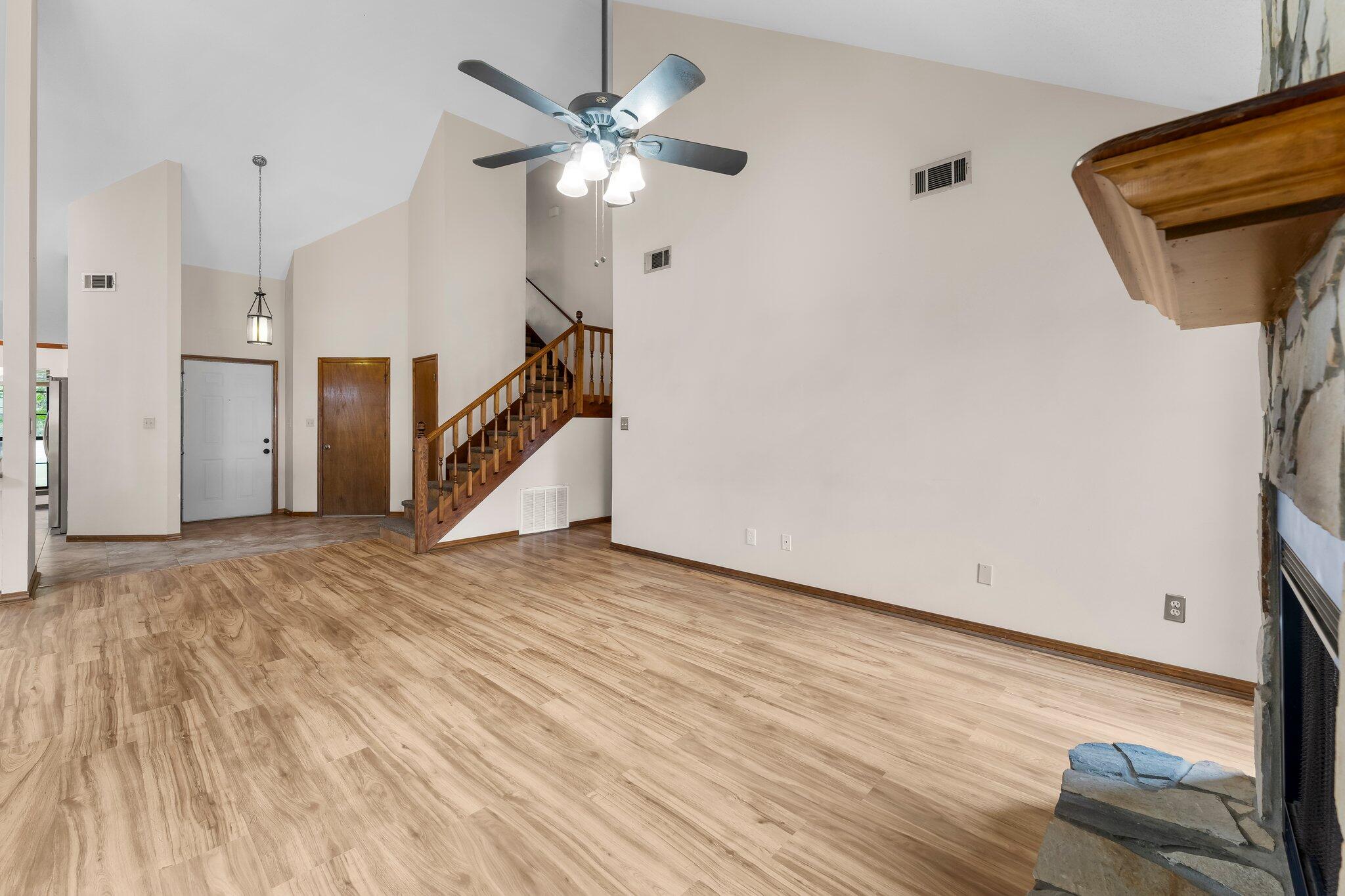 WOODLAND PARK ESTATES - Residential