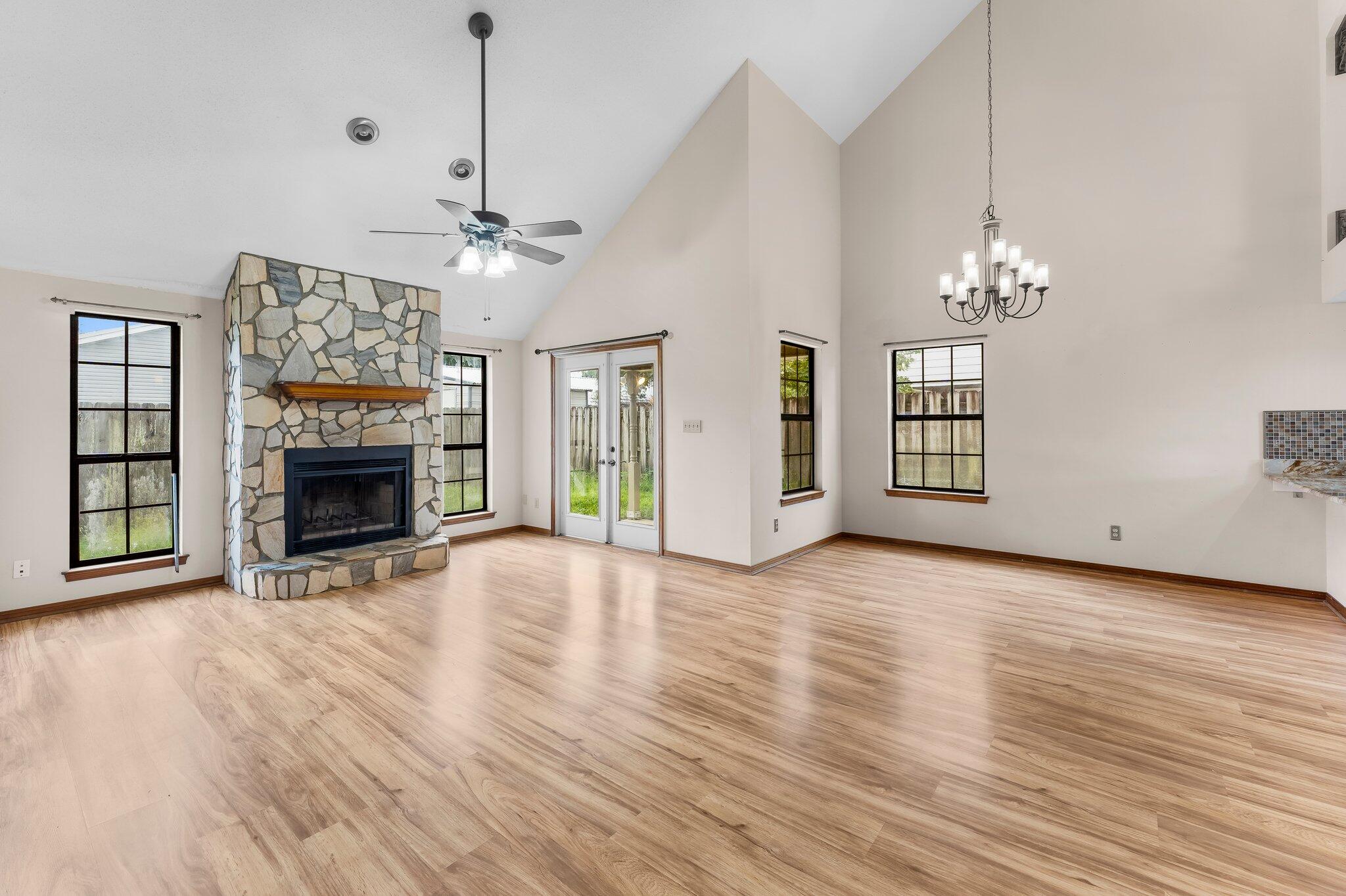 WOODLAND PARK ESTATES - Residential