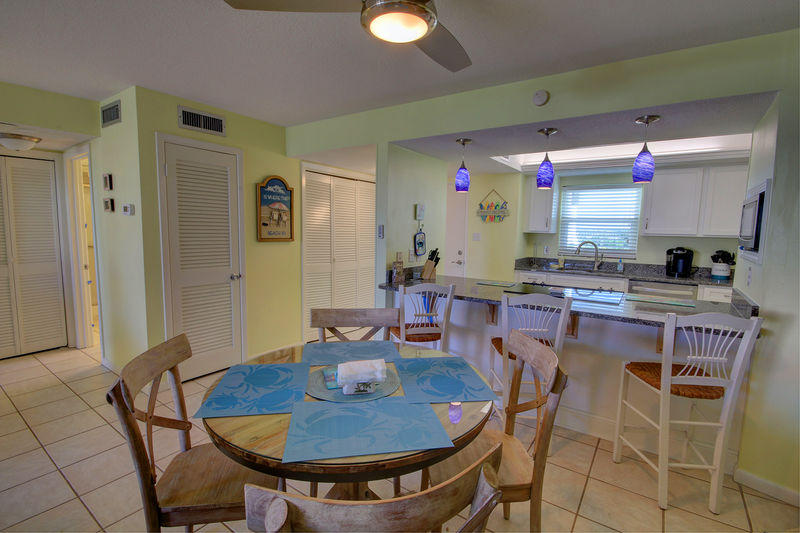 EL MATADOR CONDO - Residential