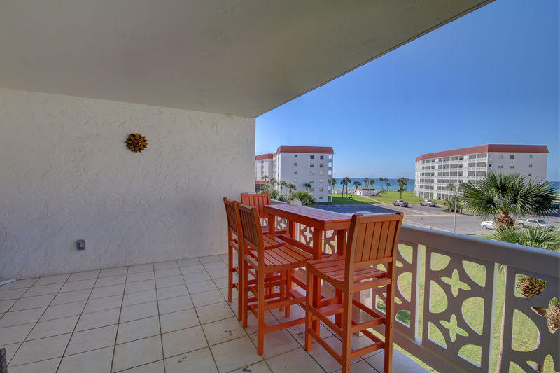 EL MATADOR CONDO - Residential