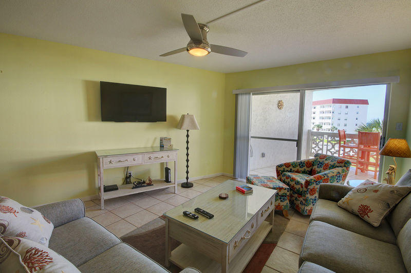 EL MATADOR CONDO - Residential