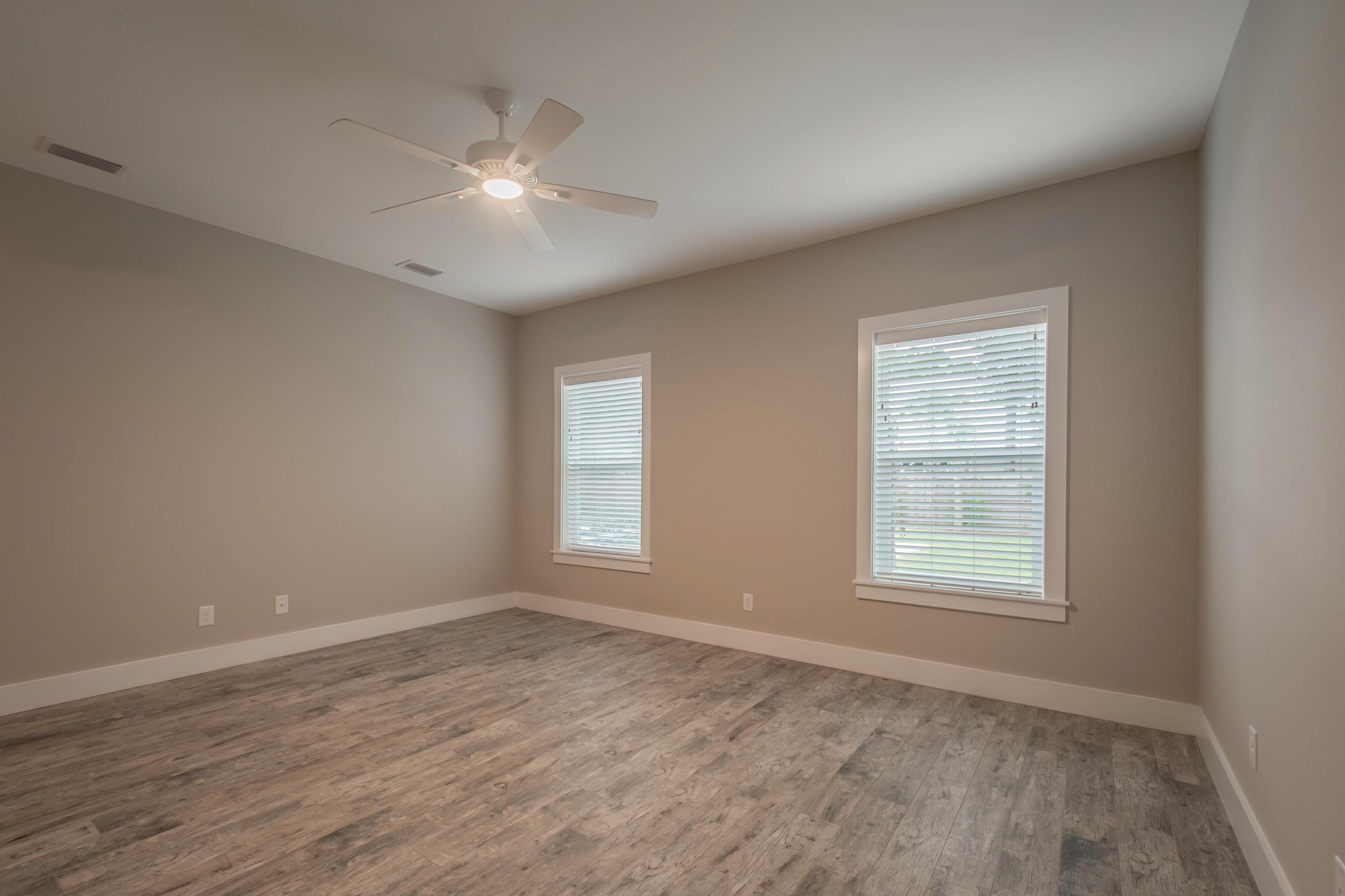 DAUGHETTES AMENDED - Residential