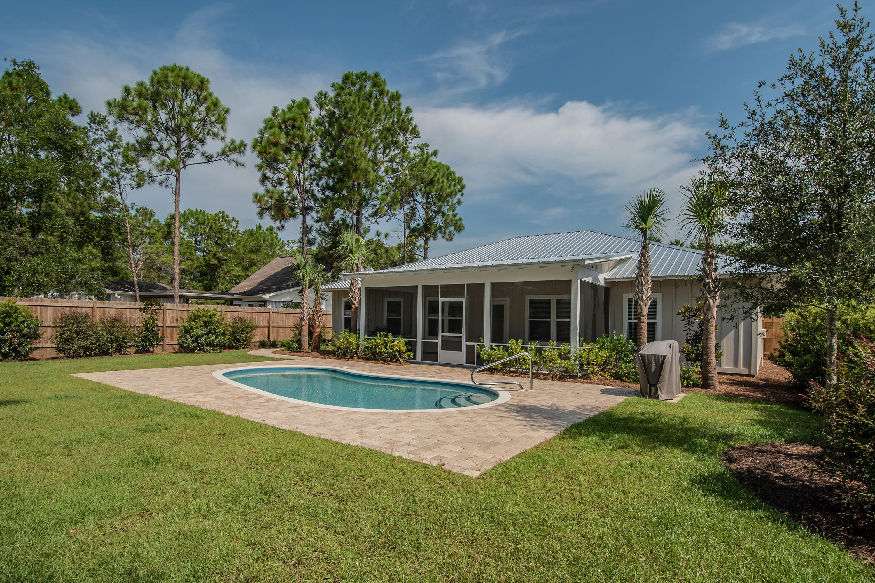 DAUGHETTES AMENDED - Residential