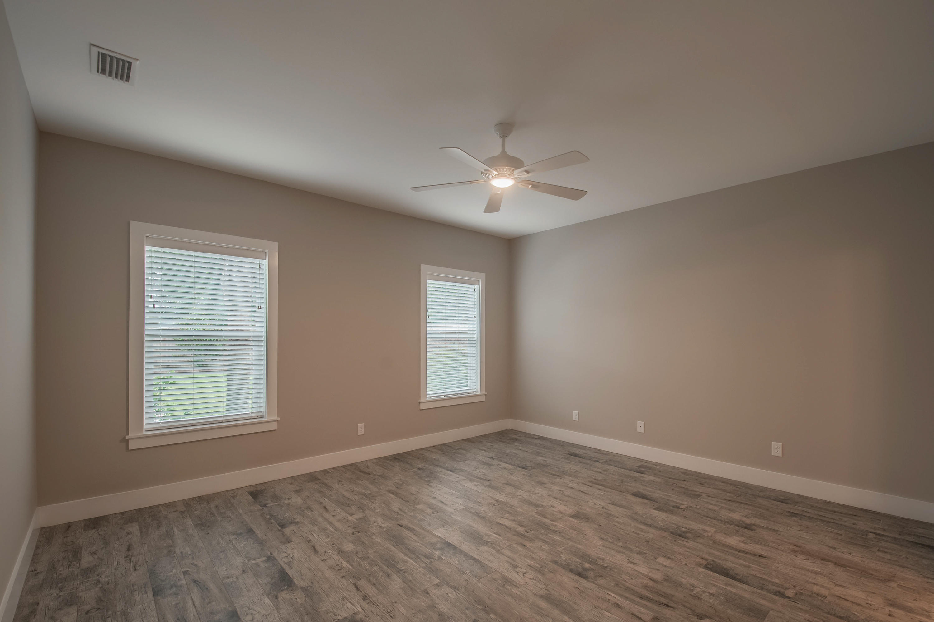 DAUGHETTES AMENDED - Residential