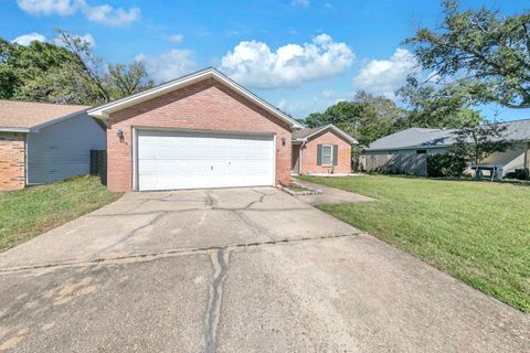 A home in Niceville