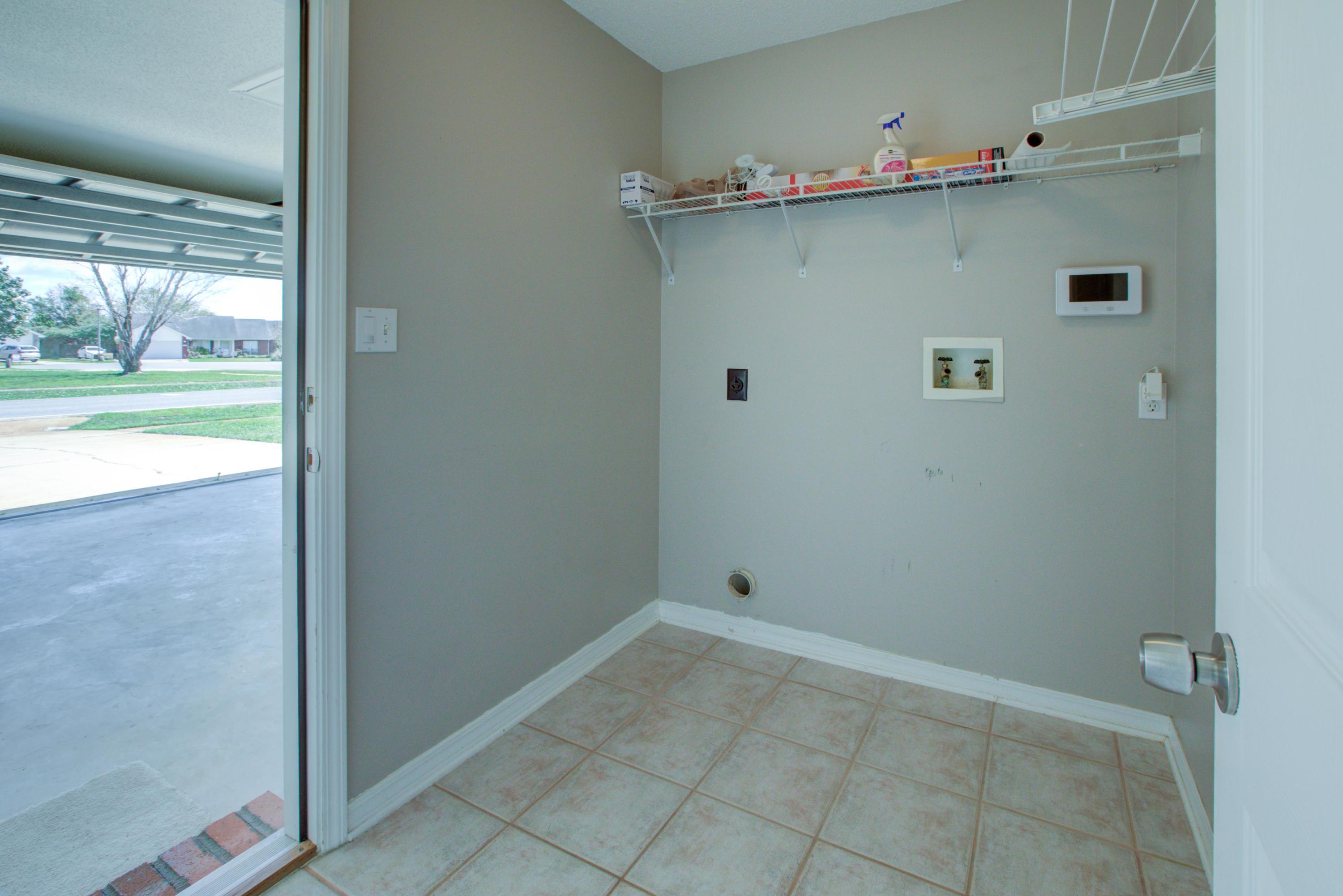 HARBOR BREEZE - Residential