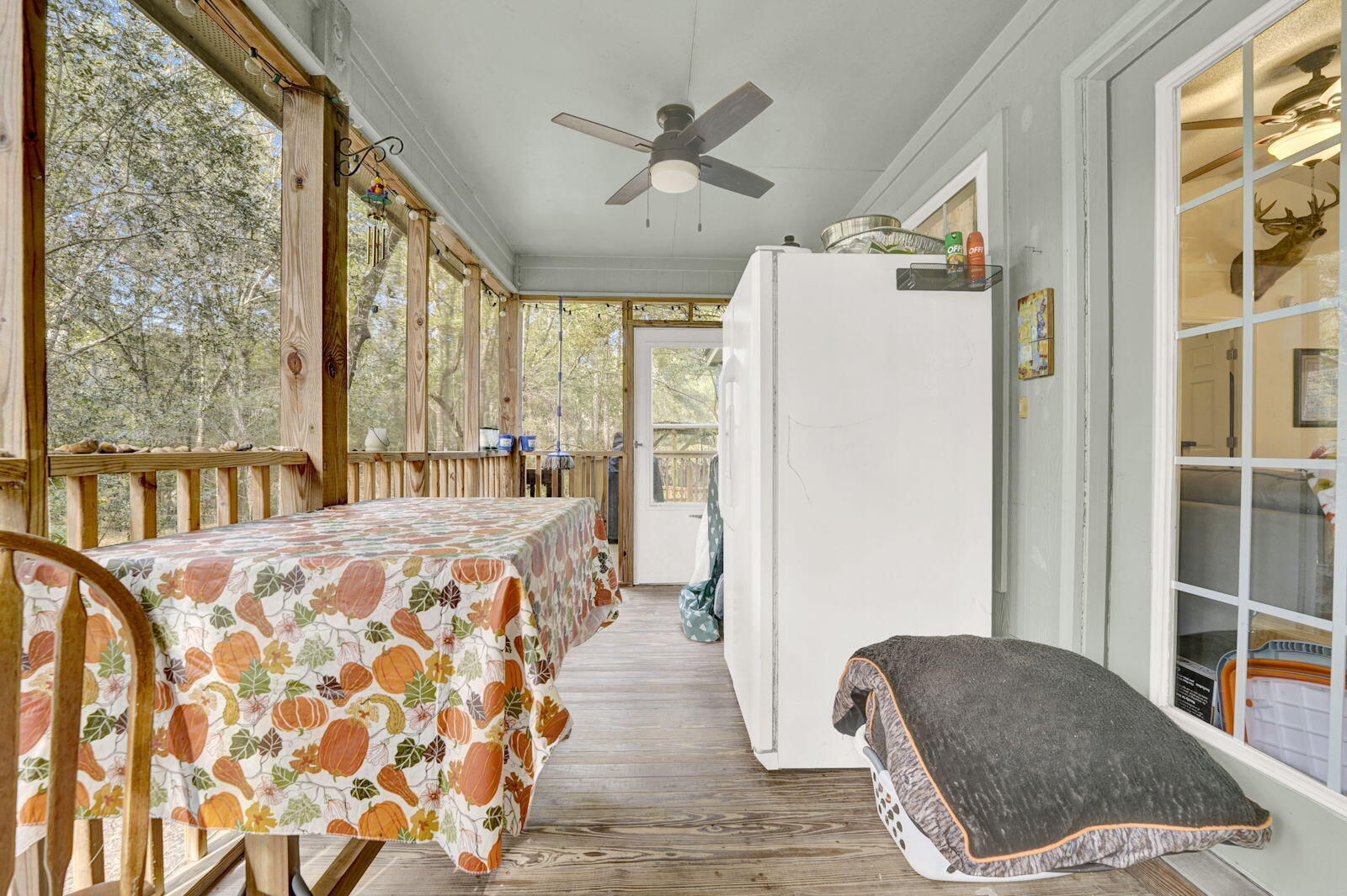 WHISPERING PINES - Residential