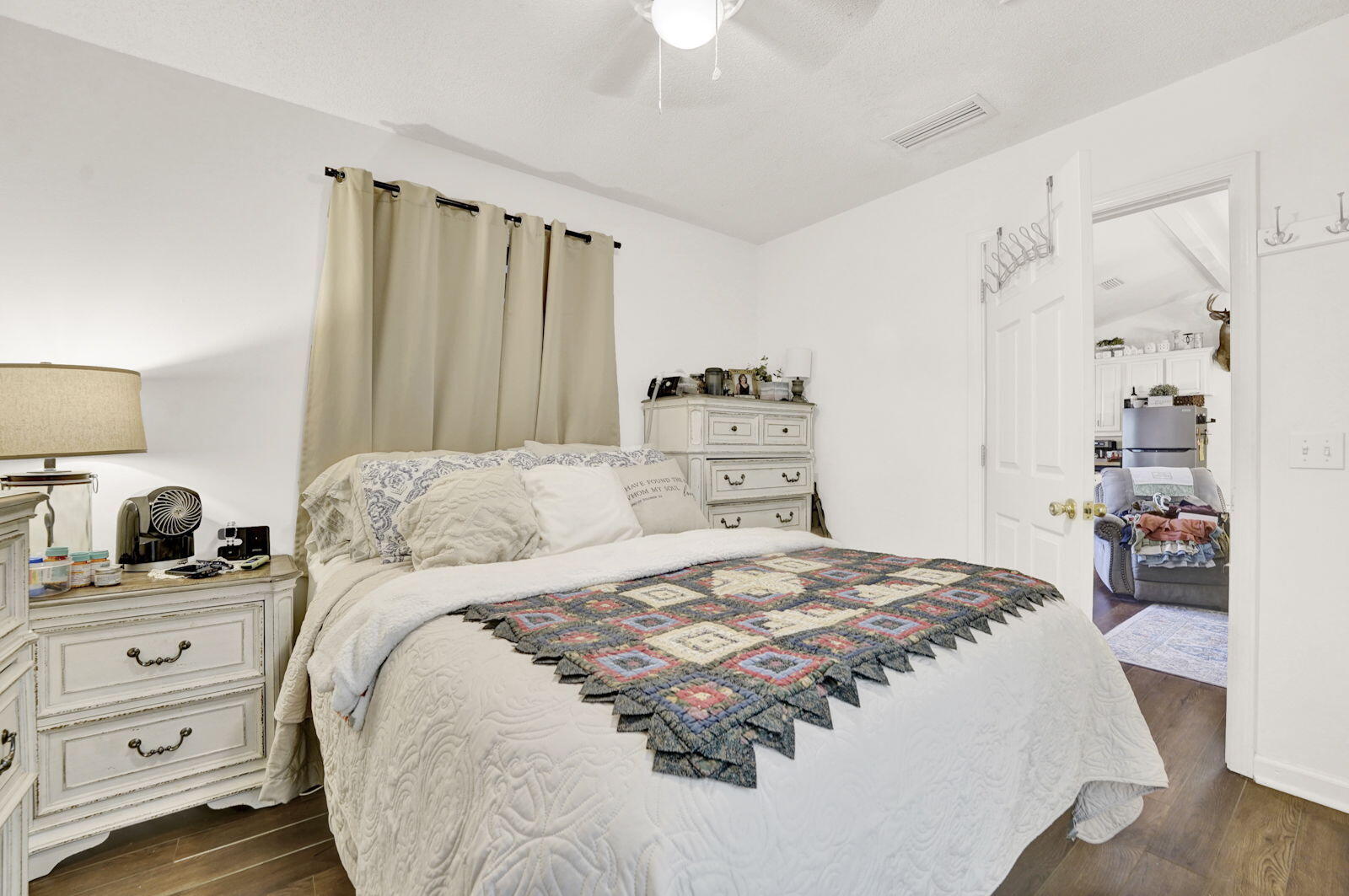 WHISPERING PINES - Residential