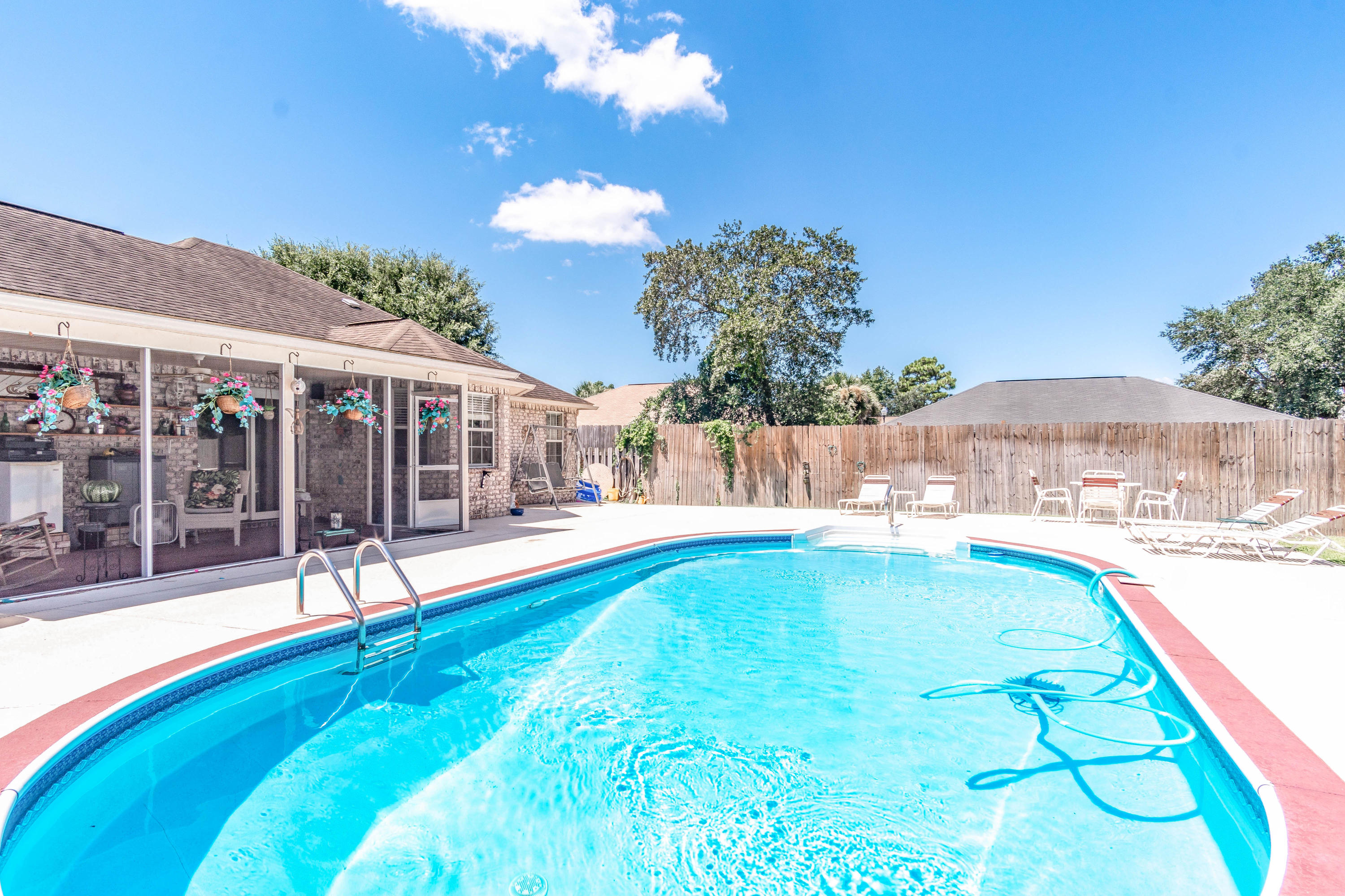 BRIGHTON OAKS - Residential