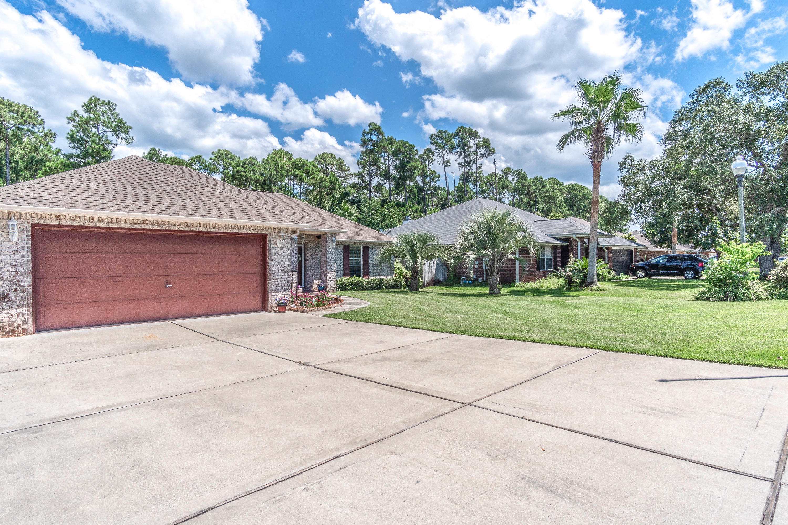 BRIGHTON OAKS - Residential