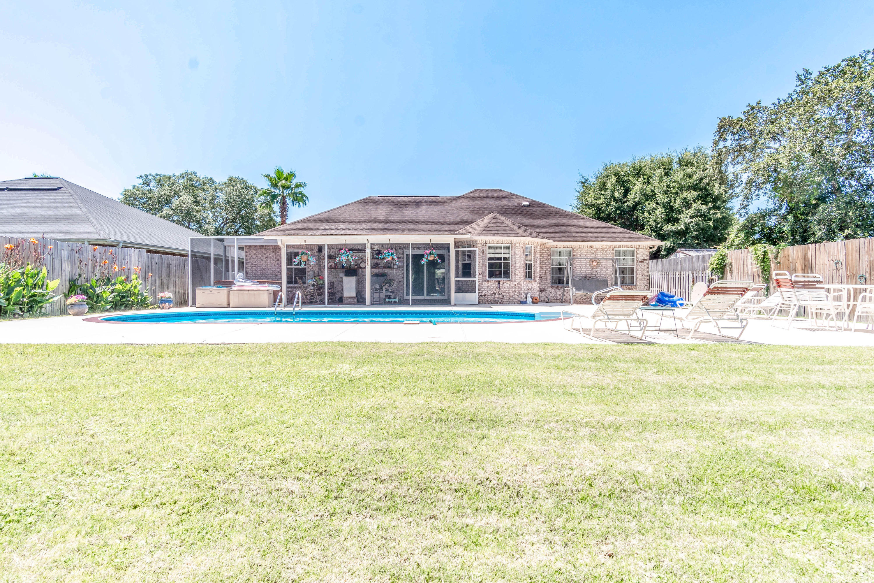 BRIGHTON OAKS - Residential