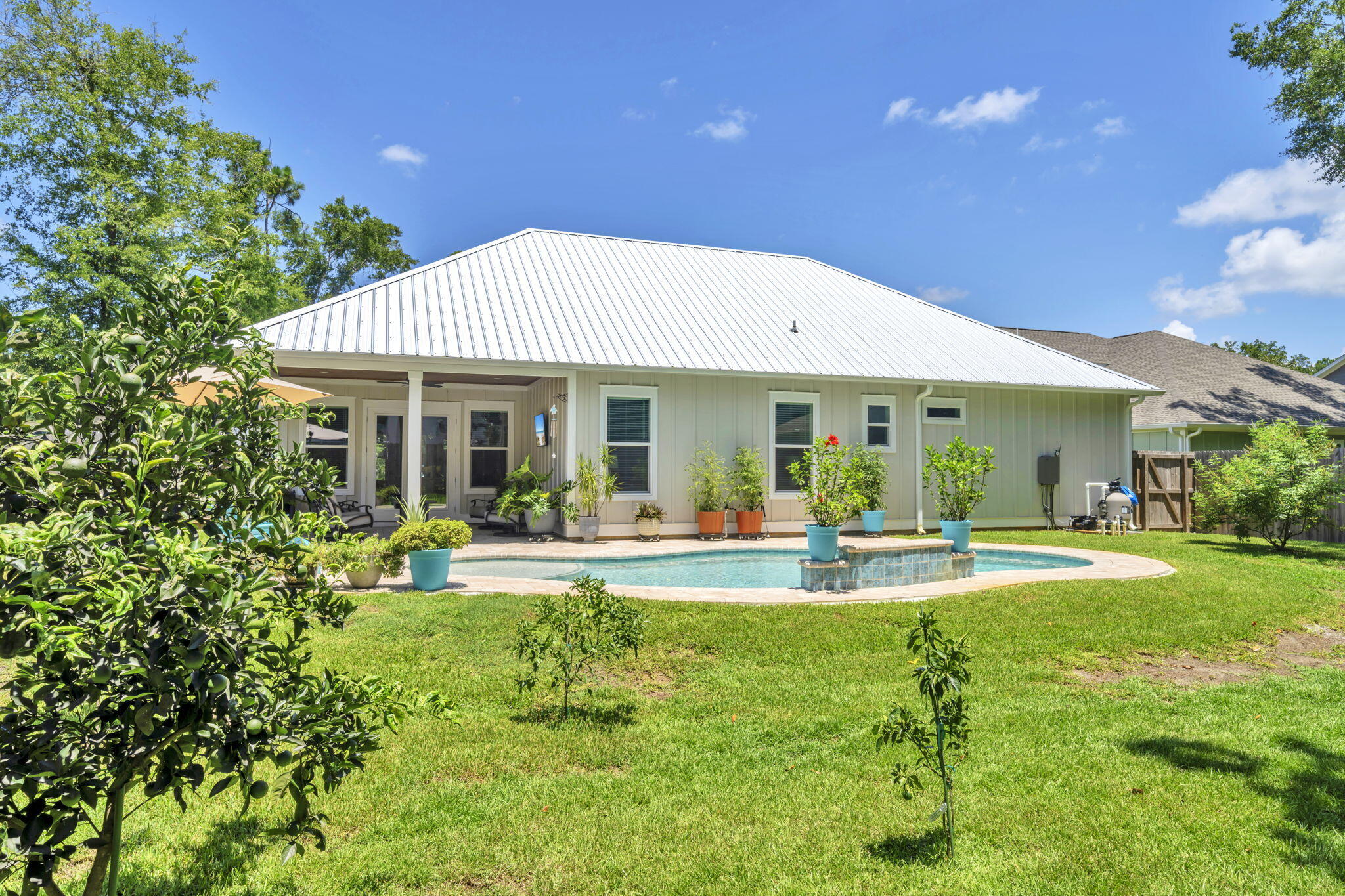 DAUGHETTES AMENDED - Residential