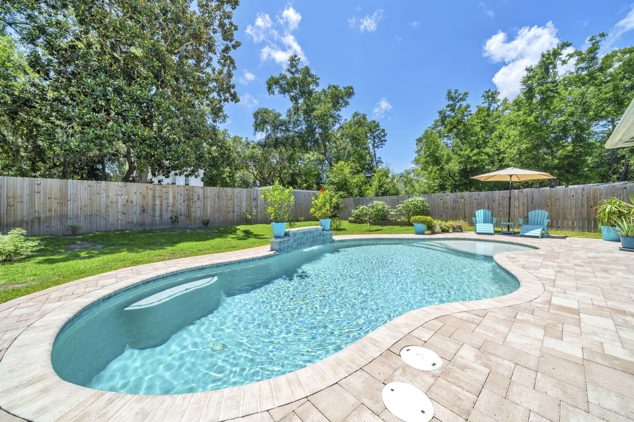 DAUGHETTES AMENDED - Residential