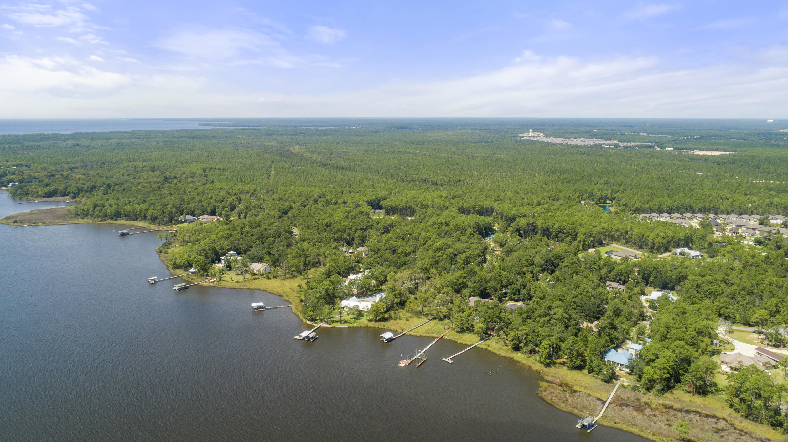 LAGRANGE SHORES - Land