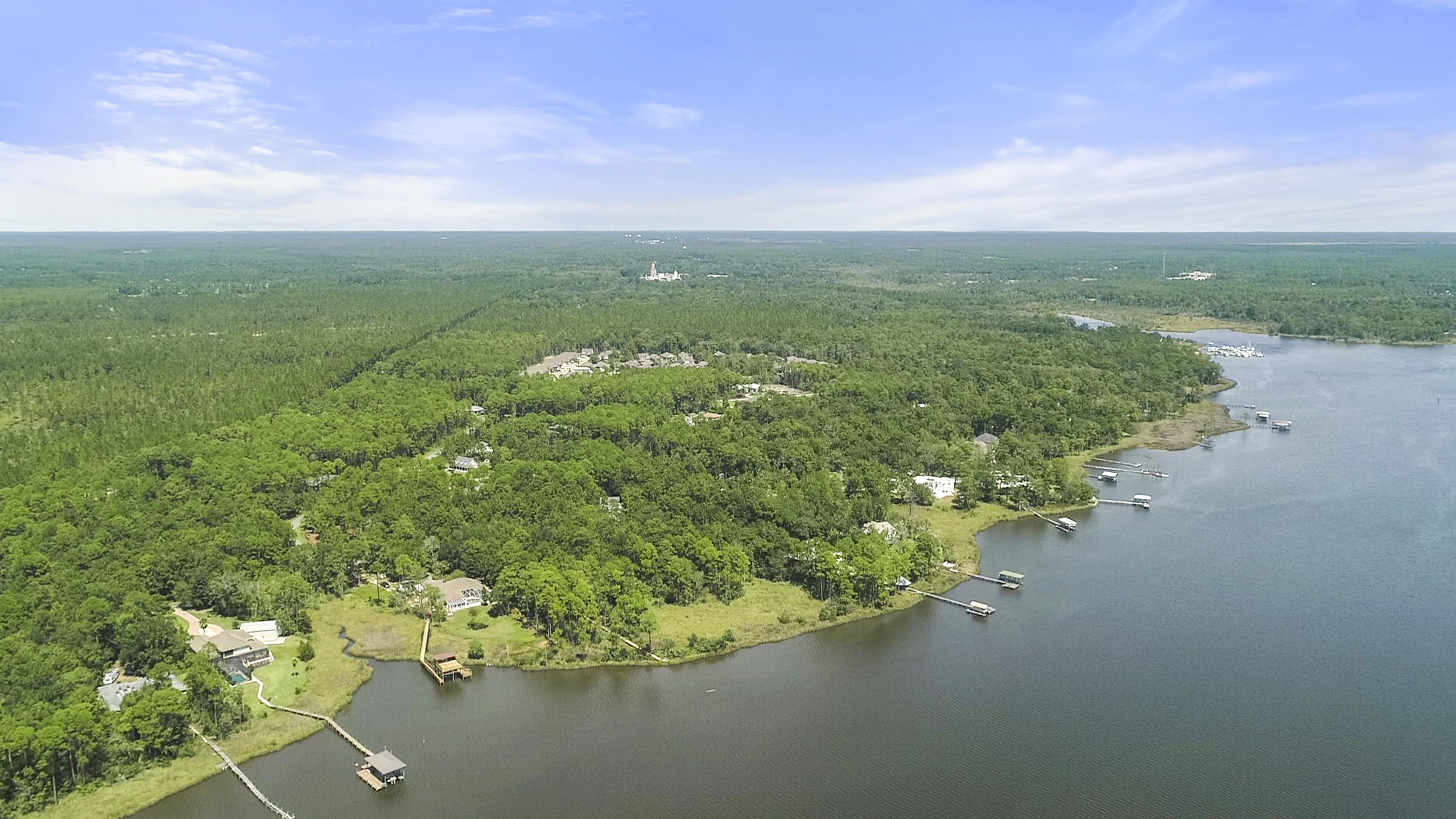 LAGRANGE SHORES - Land