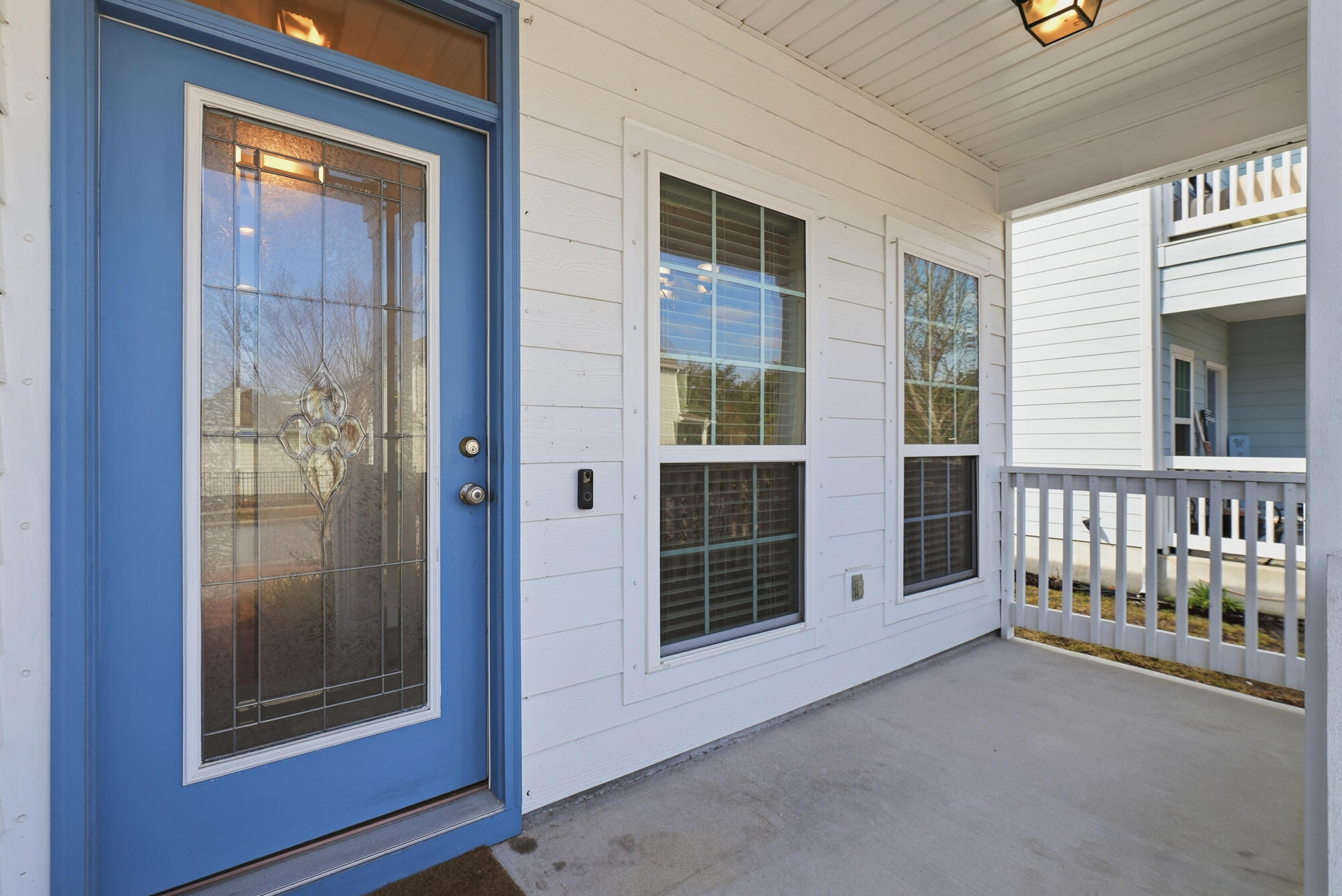 MAGNOLIA BAY CLUB - Residential