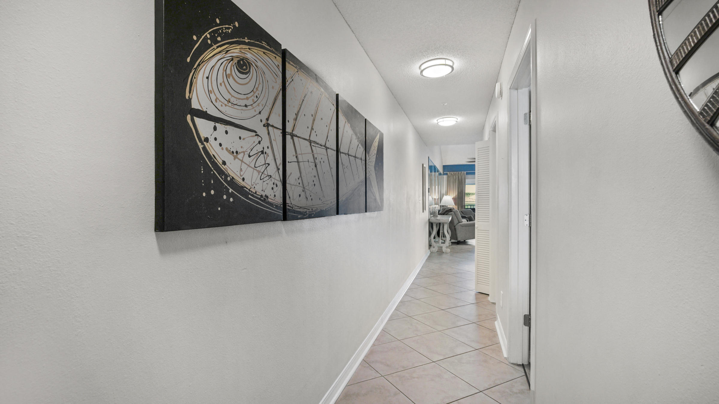 MARAVILLA CONDO 2 - Residential