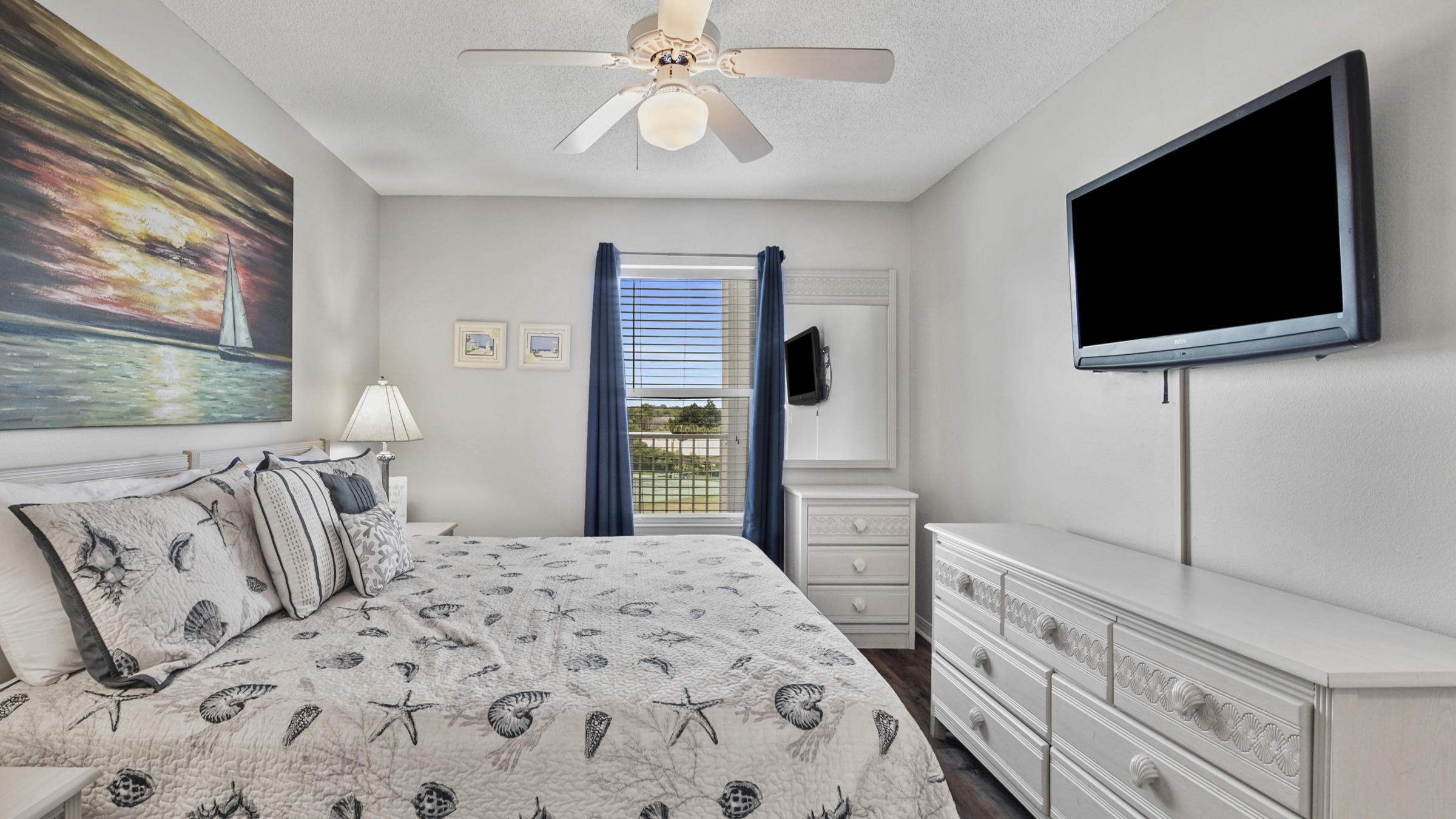 MARAVILLA CONDO 2 - Residential