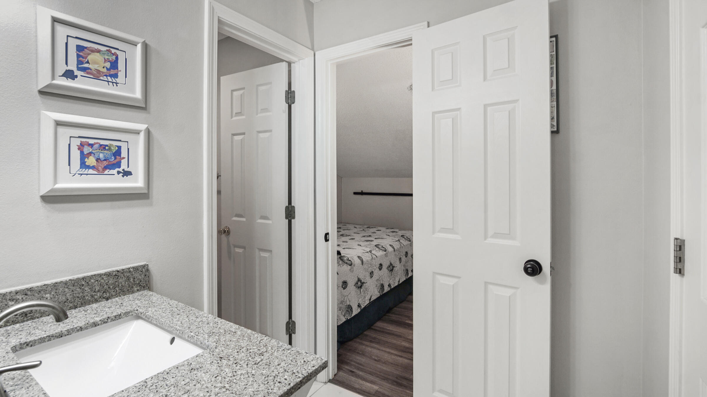 MARAVILLA CONDO 2 - Residential