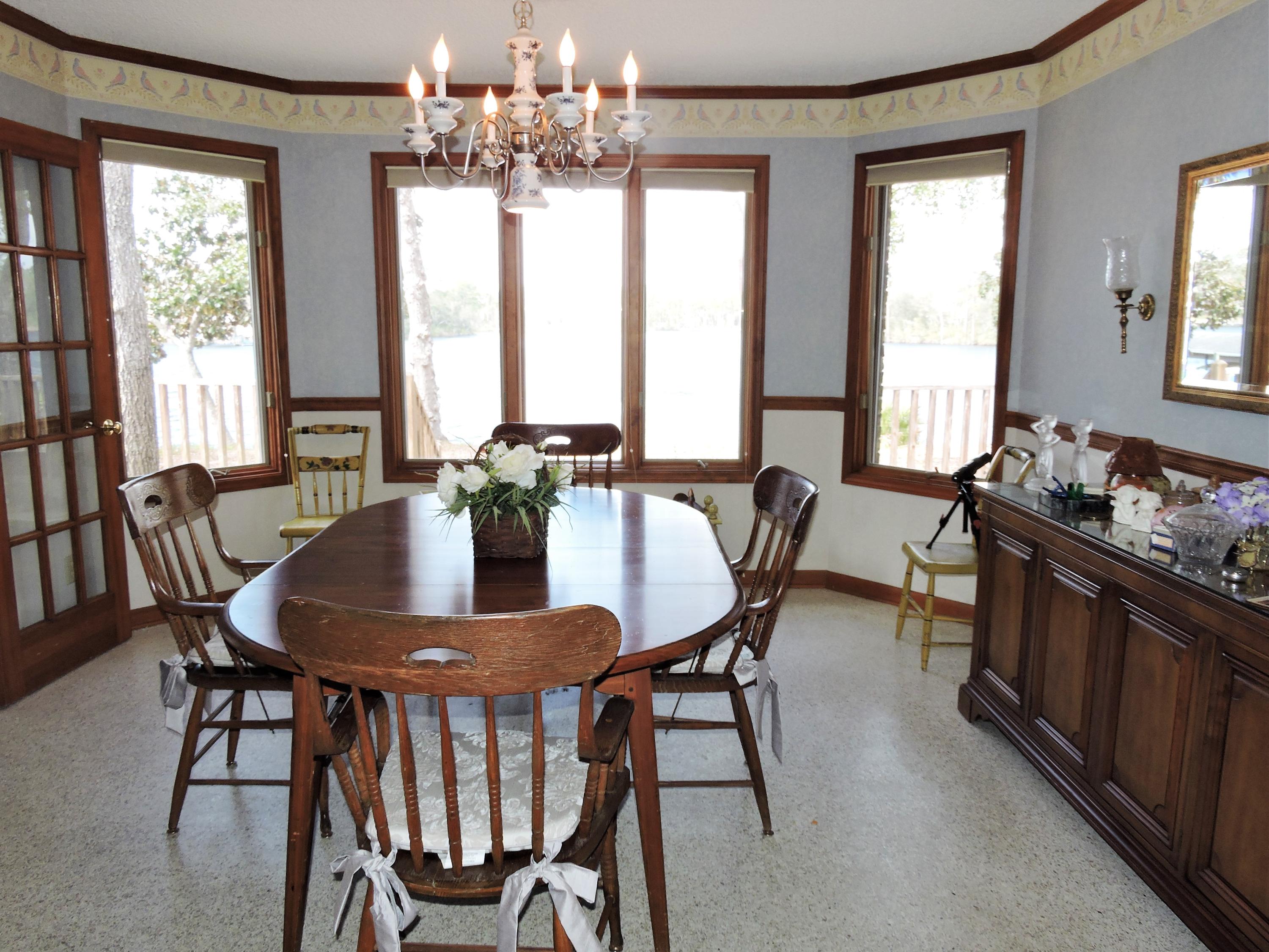 LAKE PIPPIN - Residential