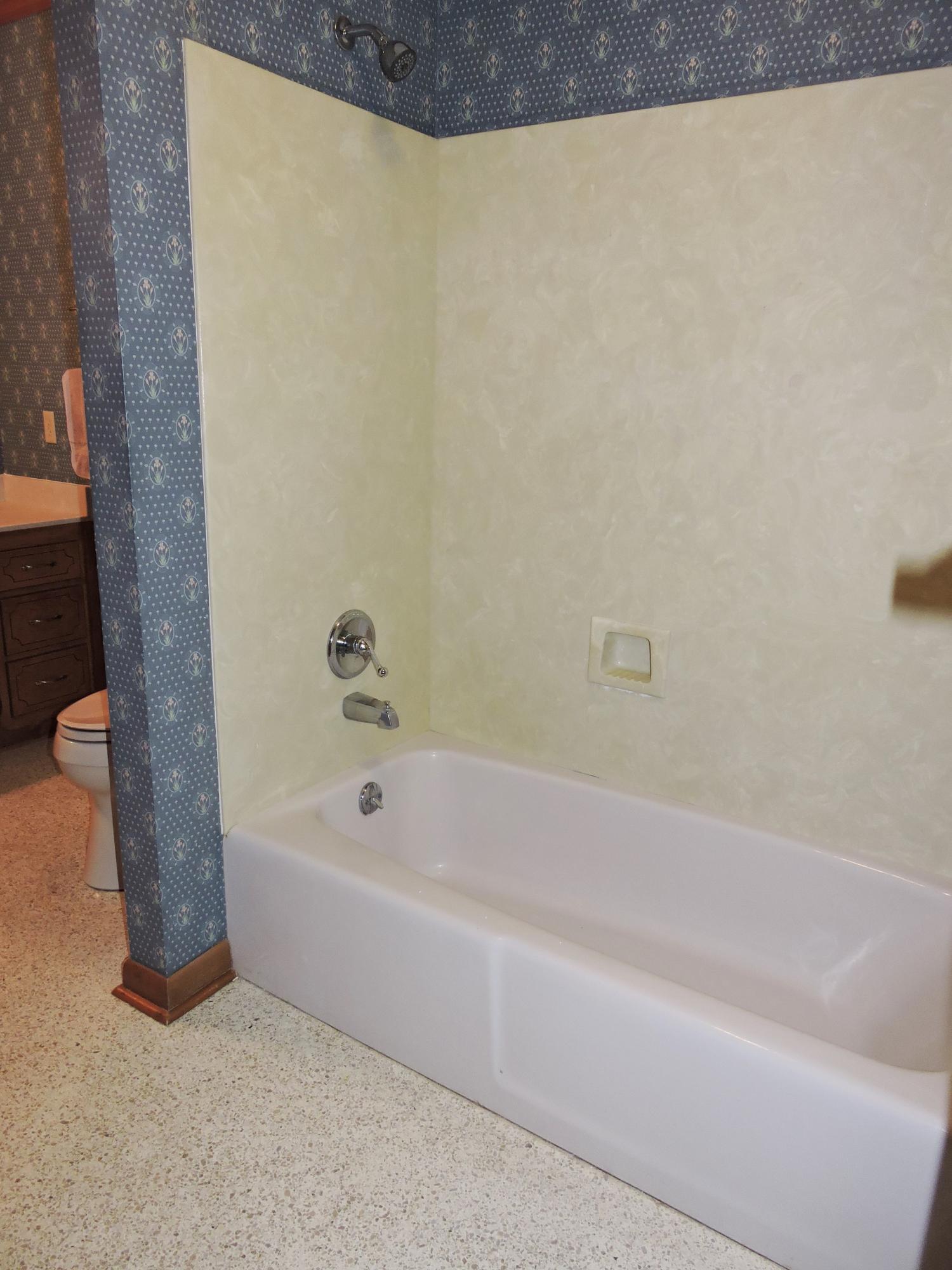 LAKE PIPPIN - Residential