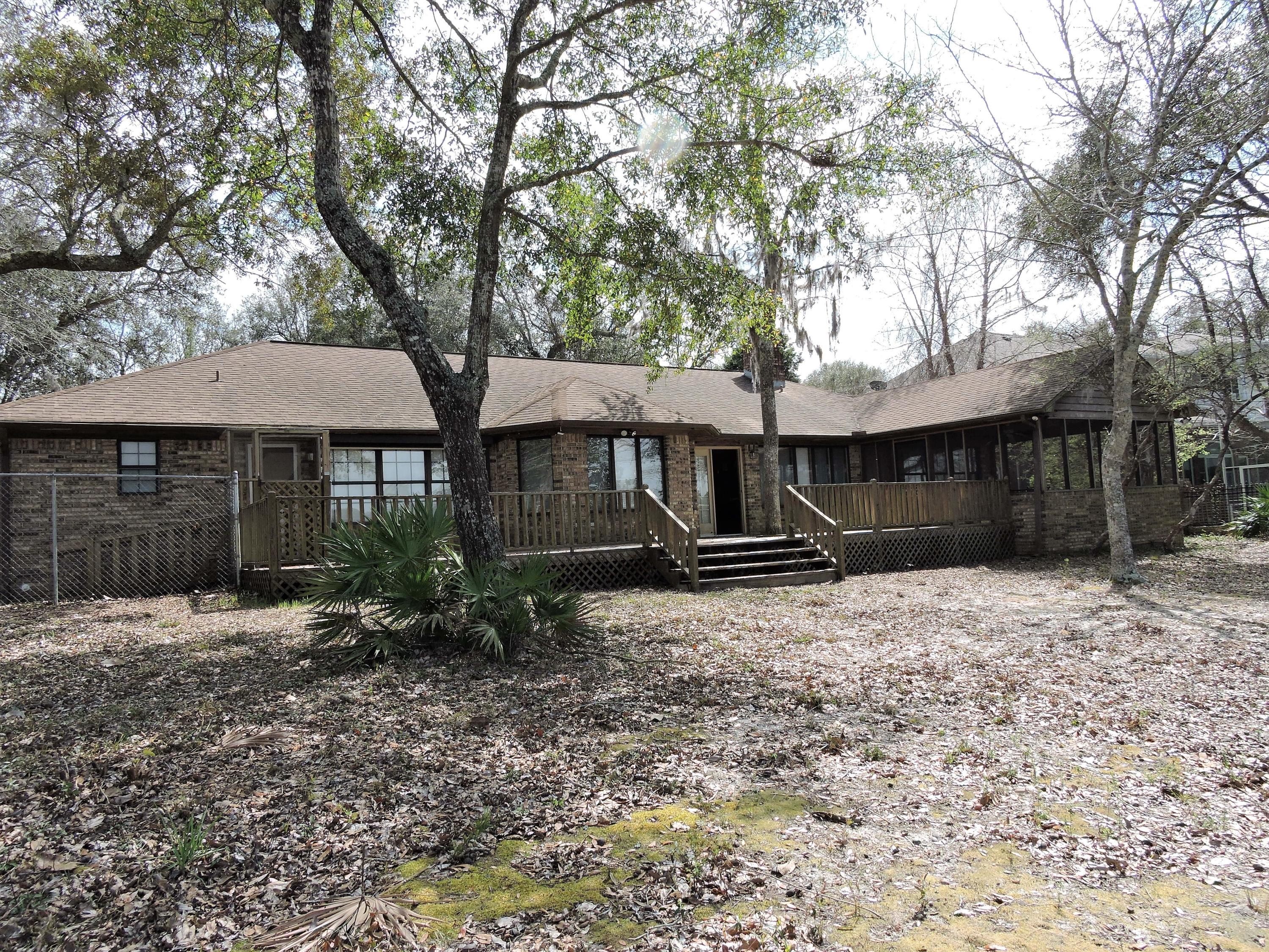 LAKE PIPPIN - Residential