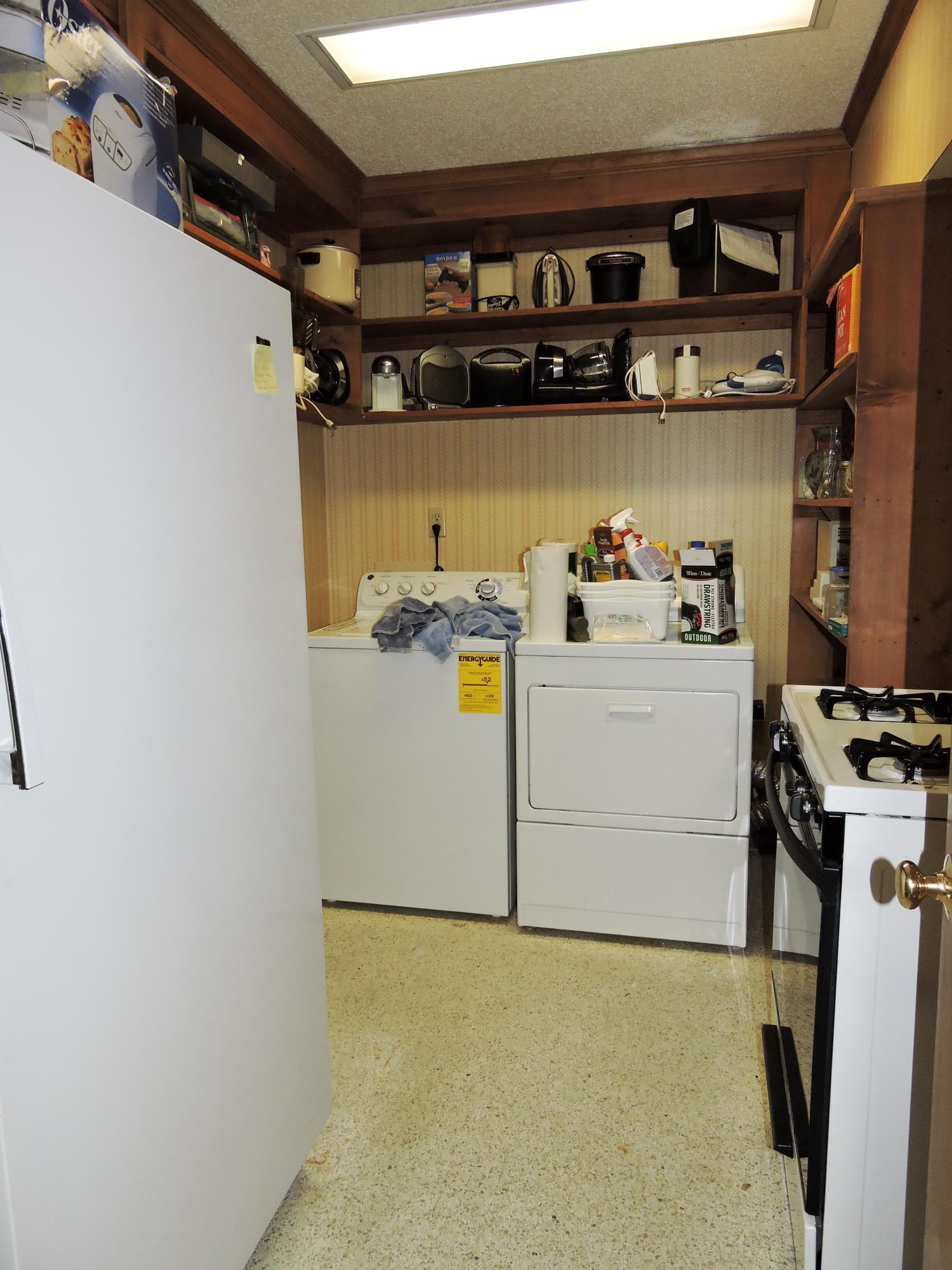 LAKE PIPPIN - Residential