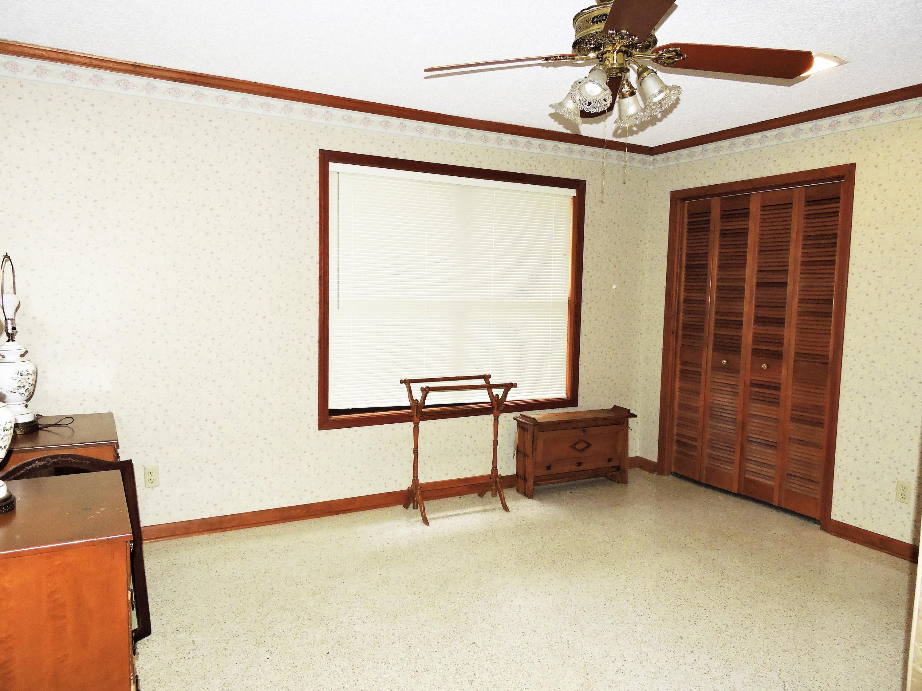 LAKE PIPPIN - Residential