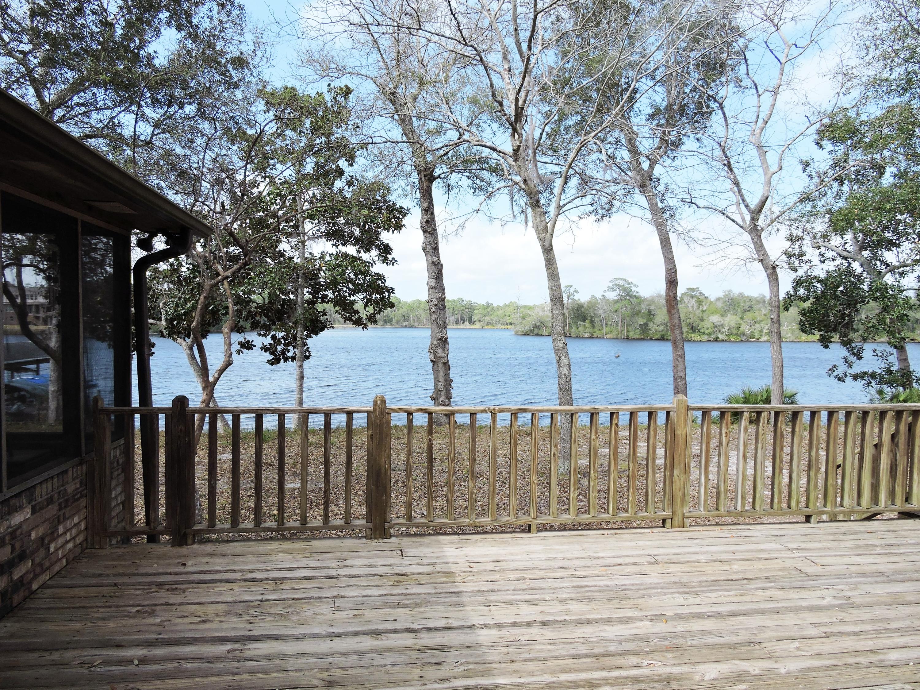 LAKE PIPPIN - Residential