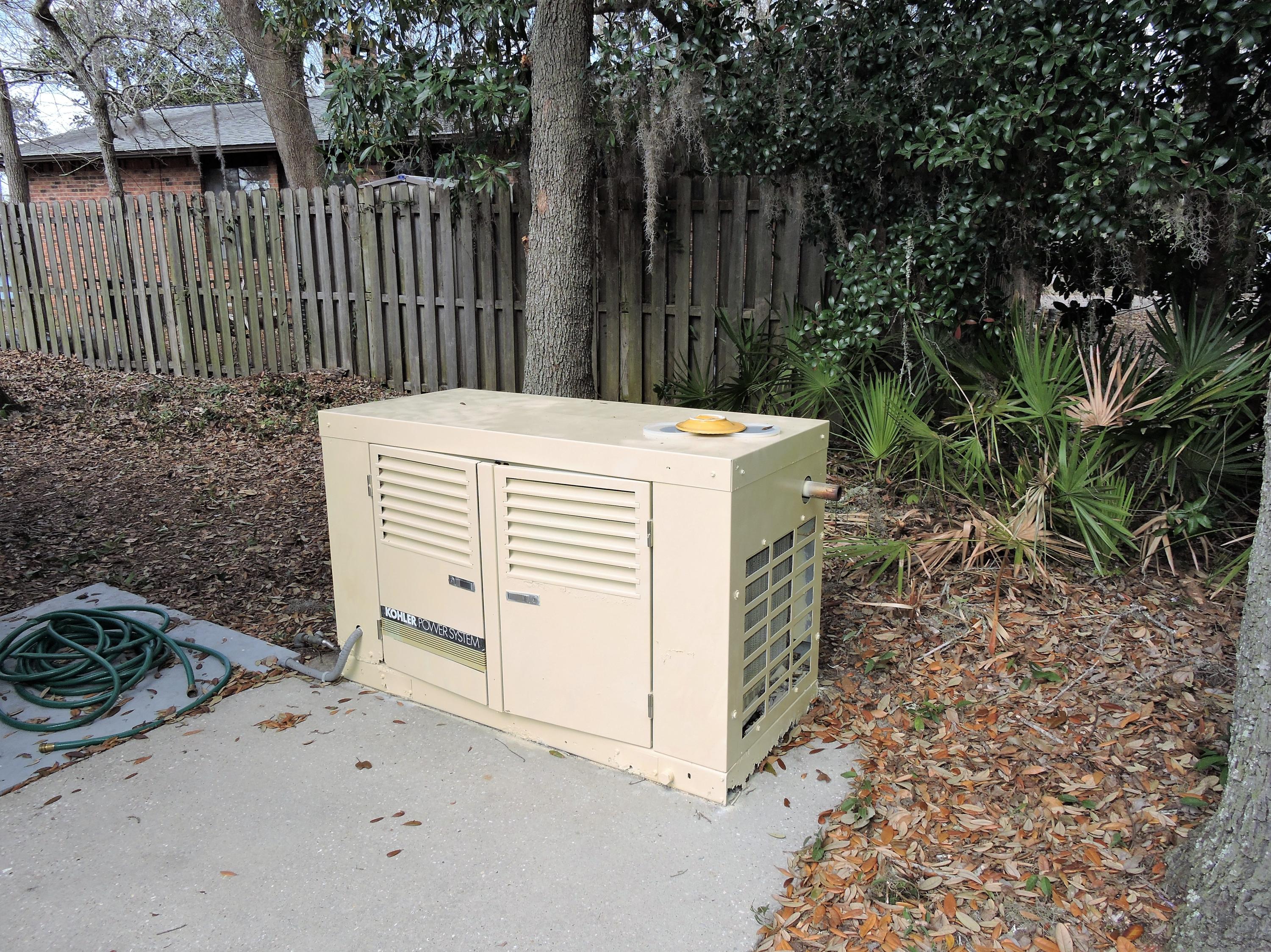 LAKE PIPPIN - Residential