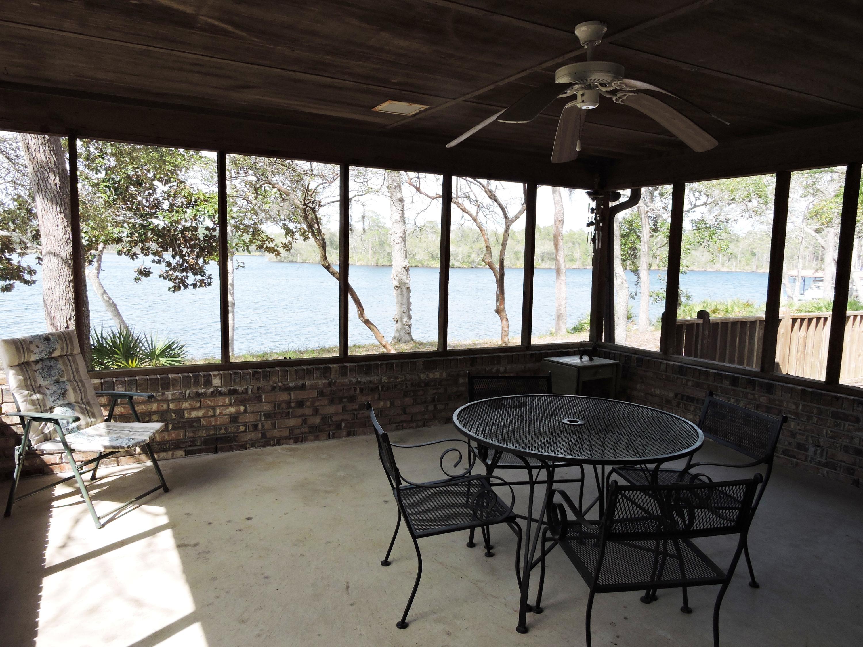 LAKE PIPPIN - Residential