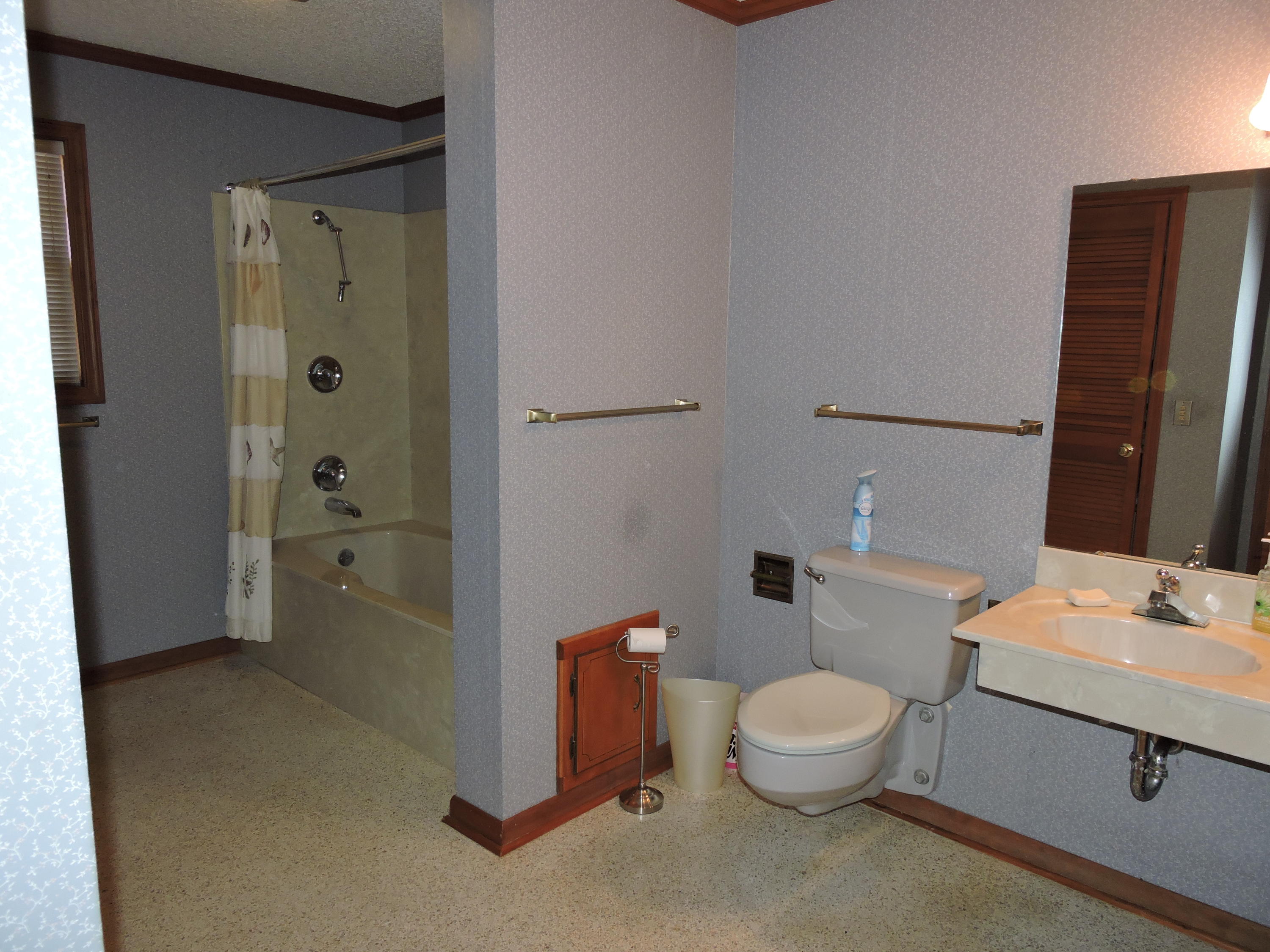 LAKE PIPPIN - Residential