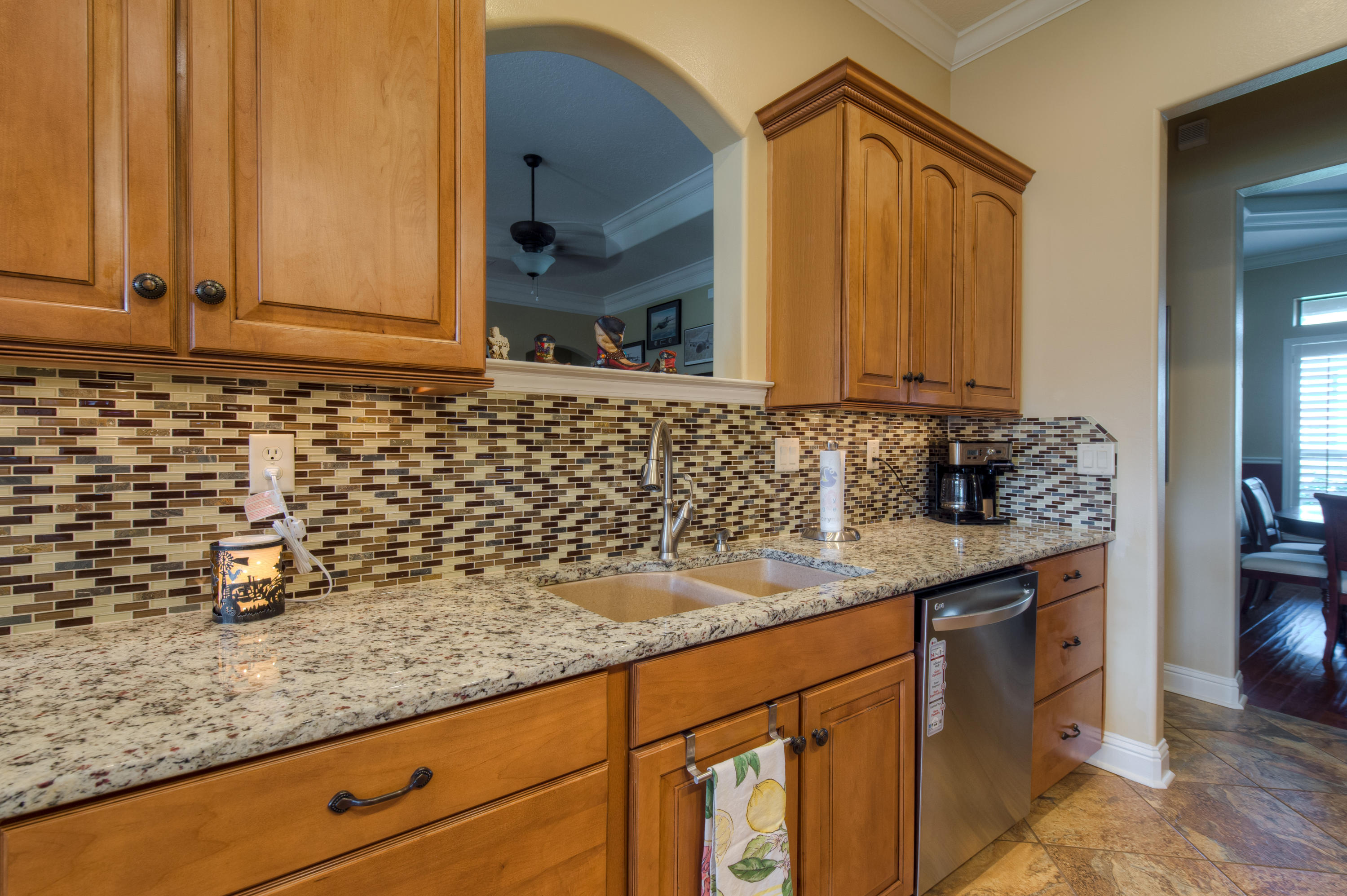 BAYSHORE PLACE - Residential