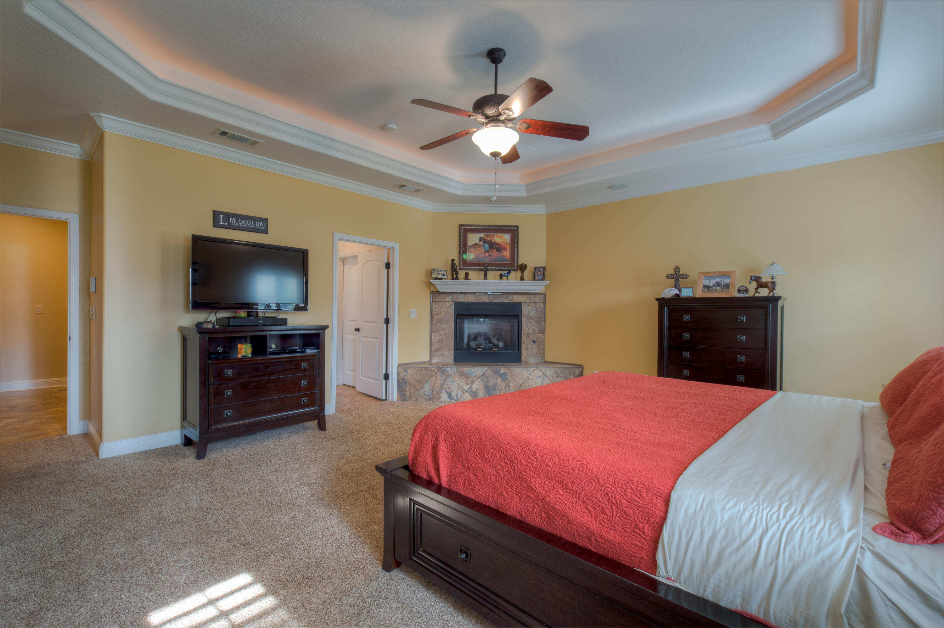 BAYSHORE PLACE - Residential