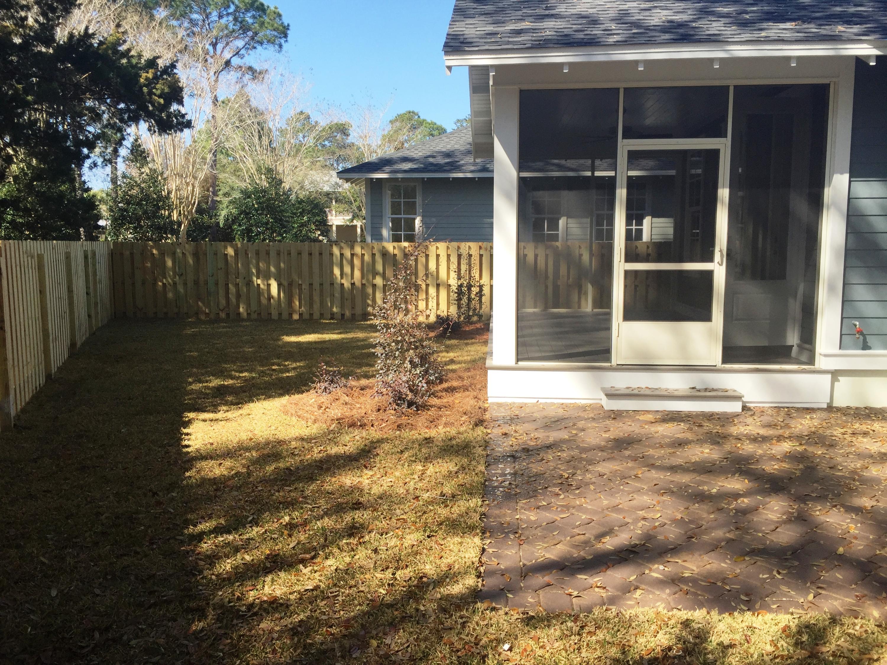 CARSON OAKS - Residential