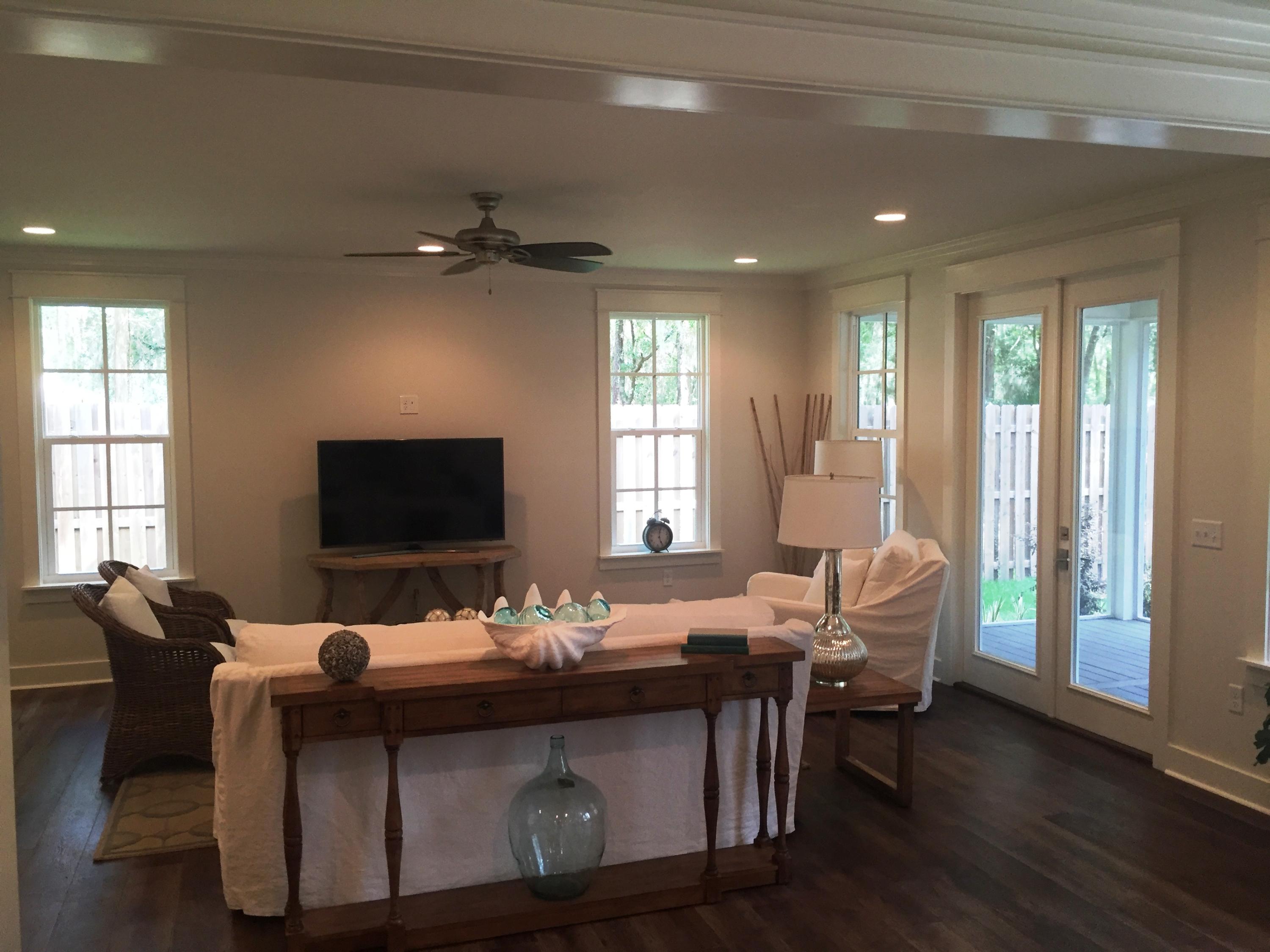 CARSON OAKS - Residential