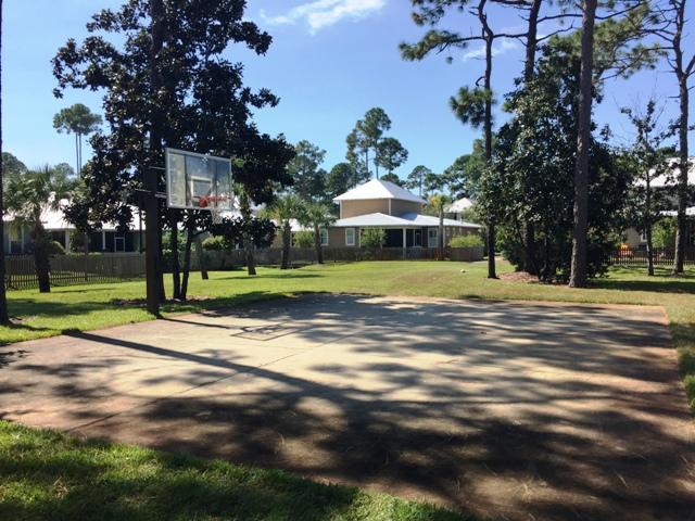 CARSON OAKS - Residential