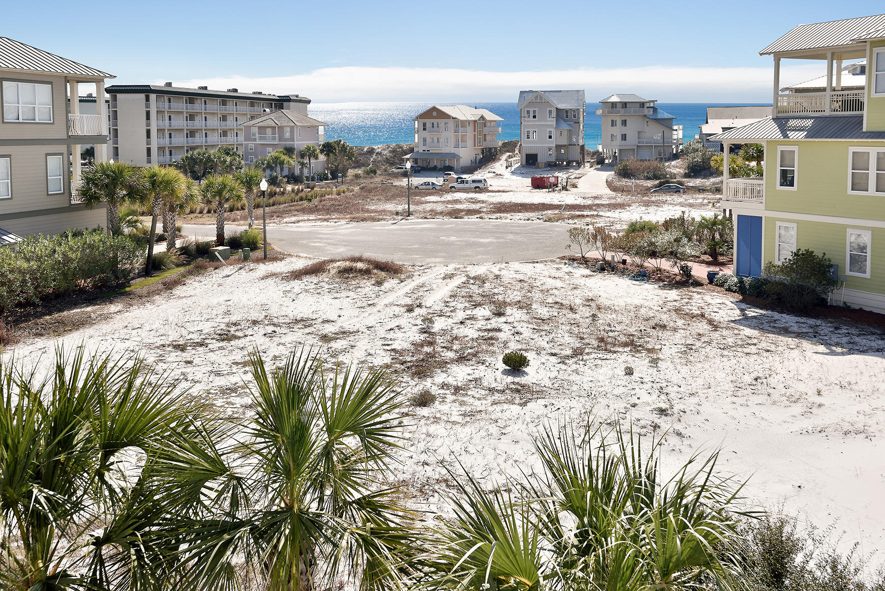 BEACHSIDE VILLAS CONDO - Residential