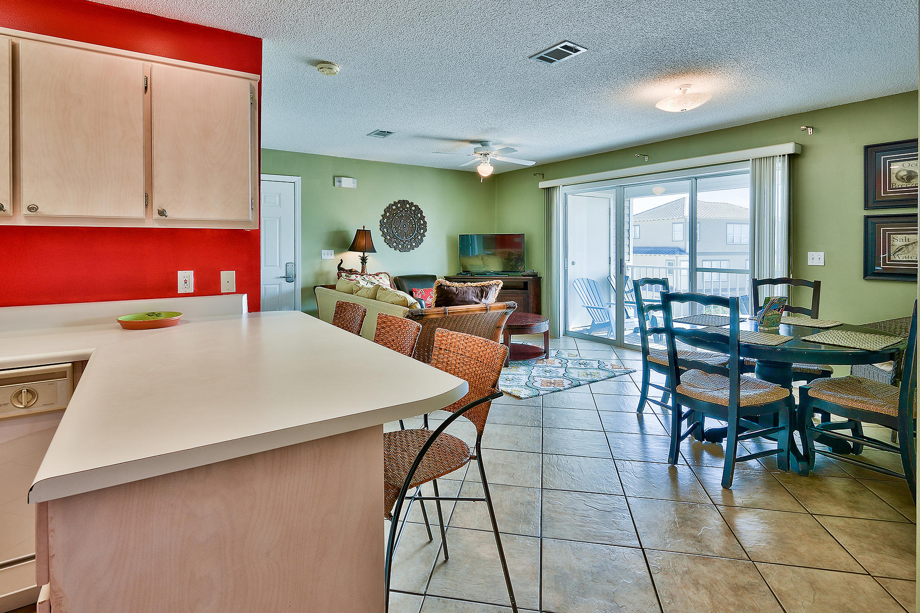 BEACHSIDE VILLAS CONDO - Residential