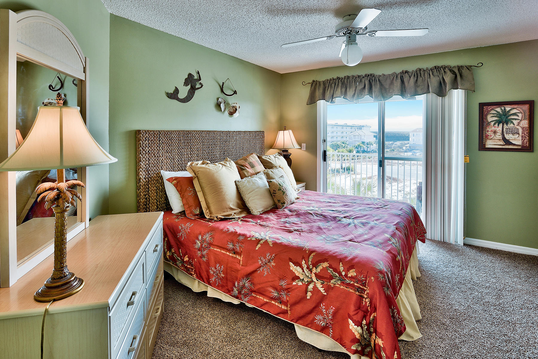 BEACHSIDE VILLAS CONDO - Residential