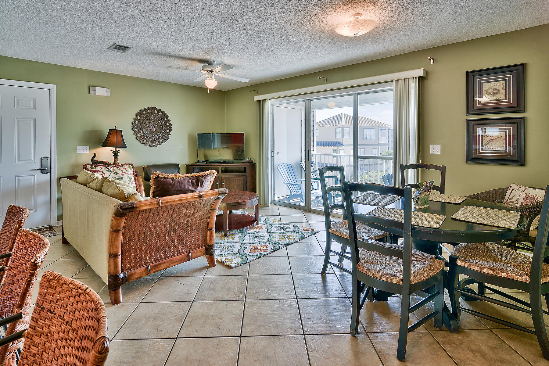 BEACHSIDE VILLAS CONDO - Residential