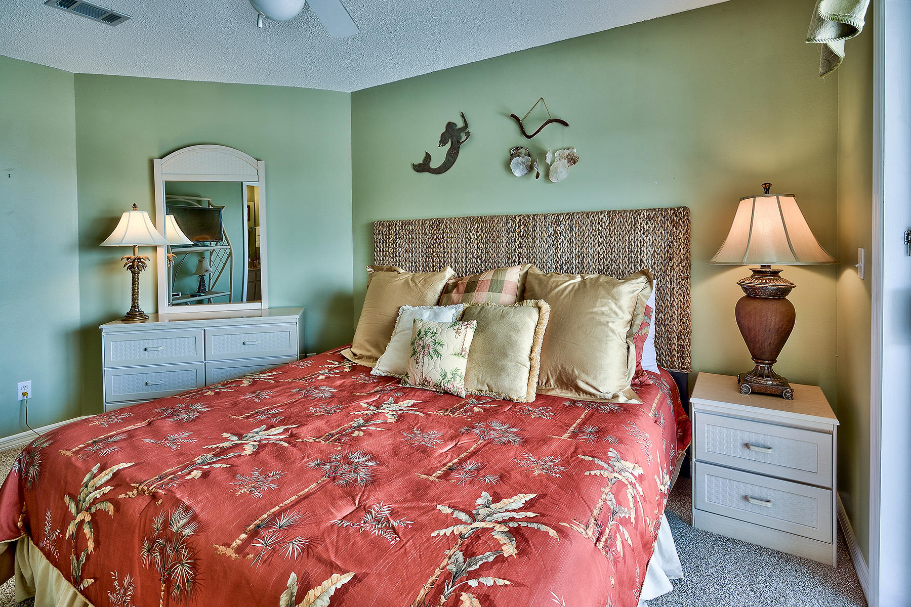 BEACHSIDE VILLAS CONDO - Residential