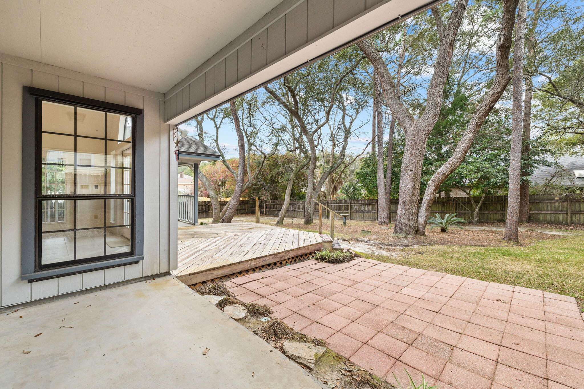 CARIBBEAN VILLAGE WEST - Residential