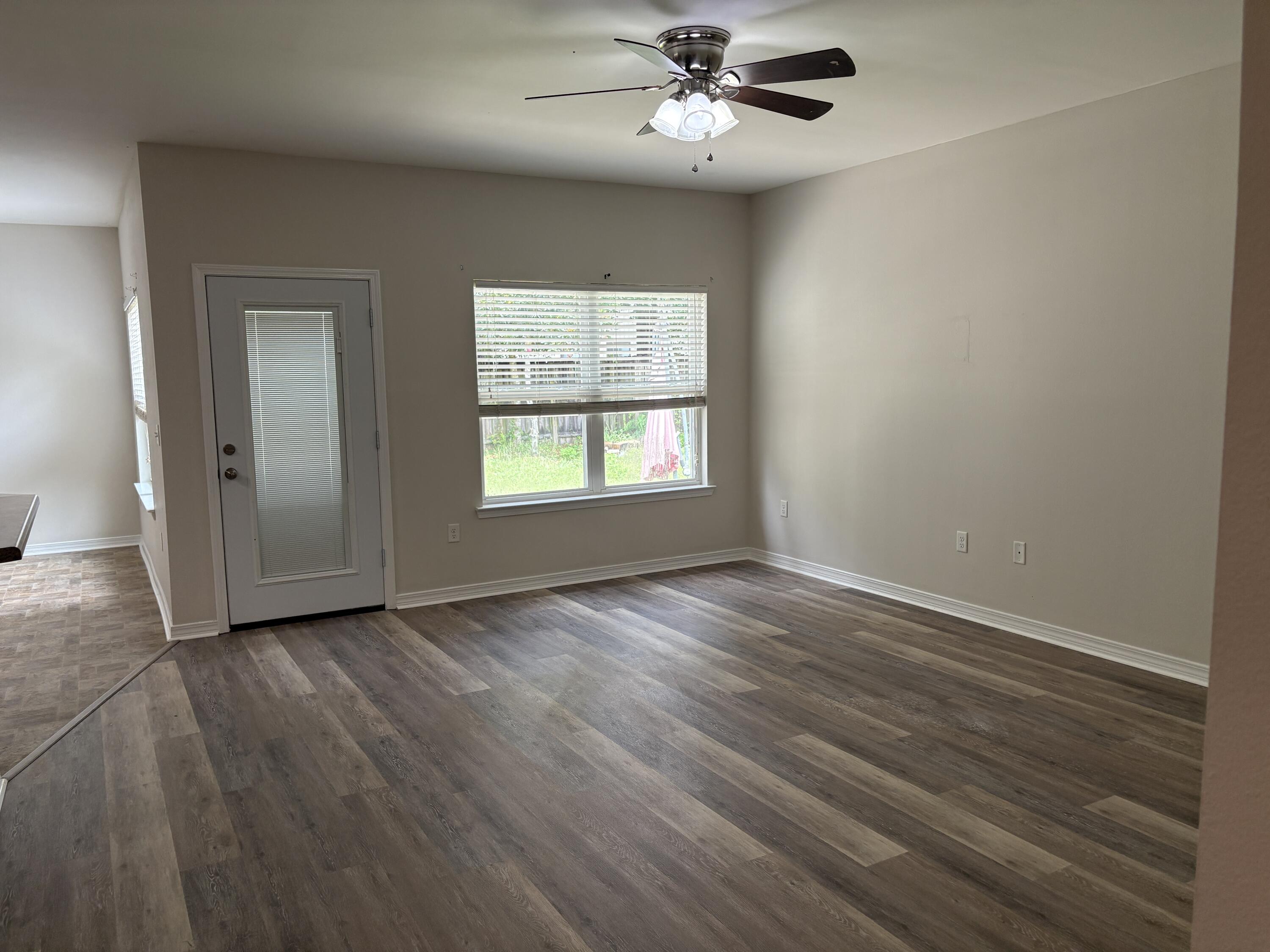 HERITAGE MANOR - Residential Lease