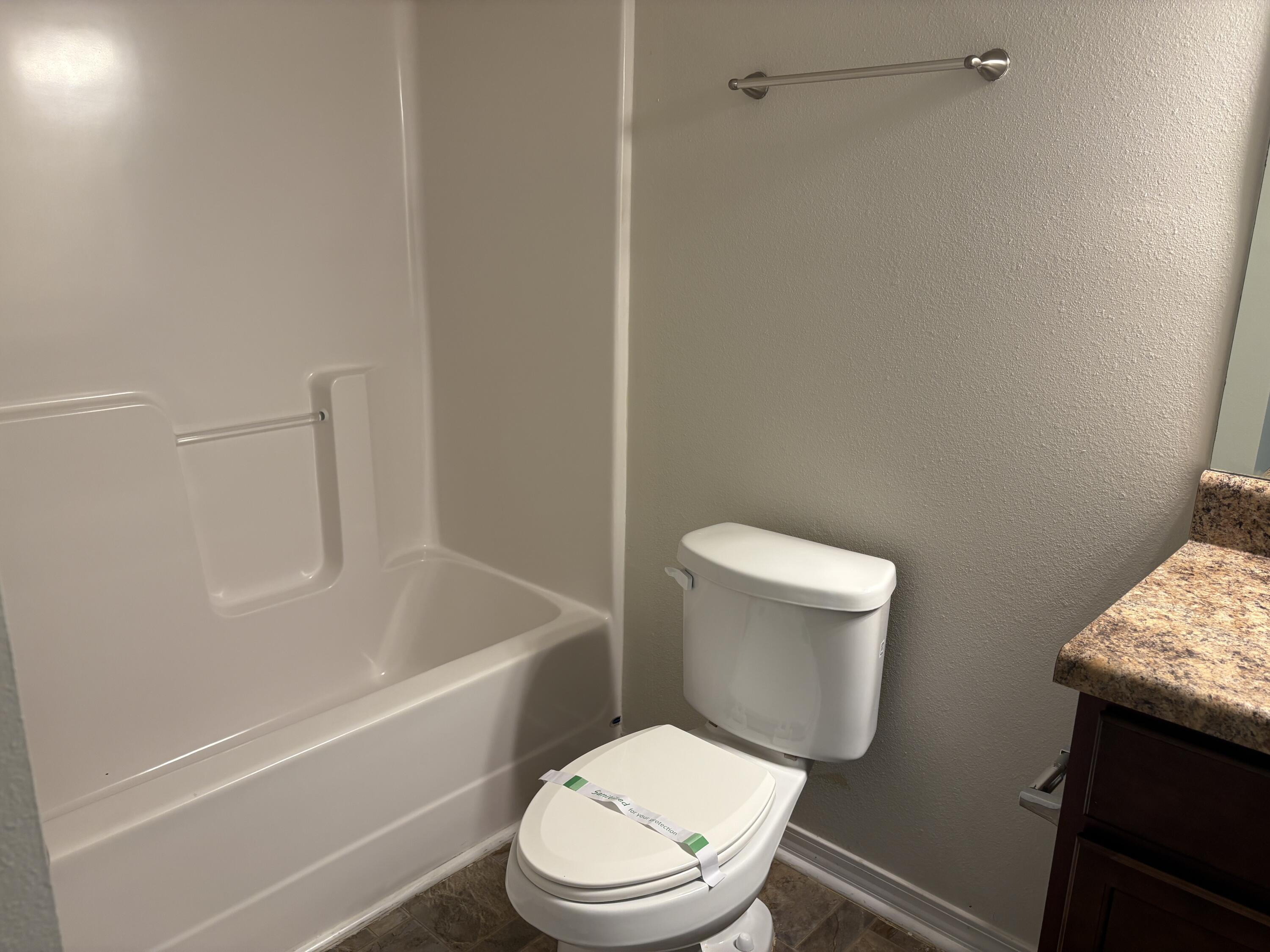 HERITAGE MANOR - Residential Lease